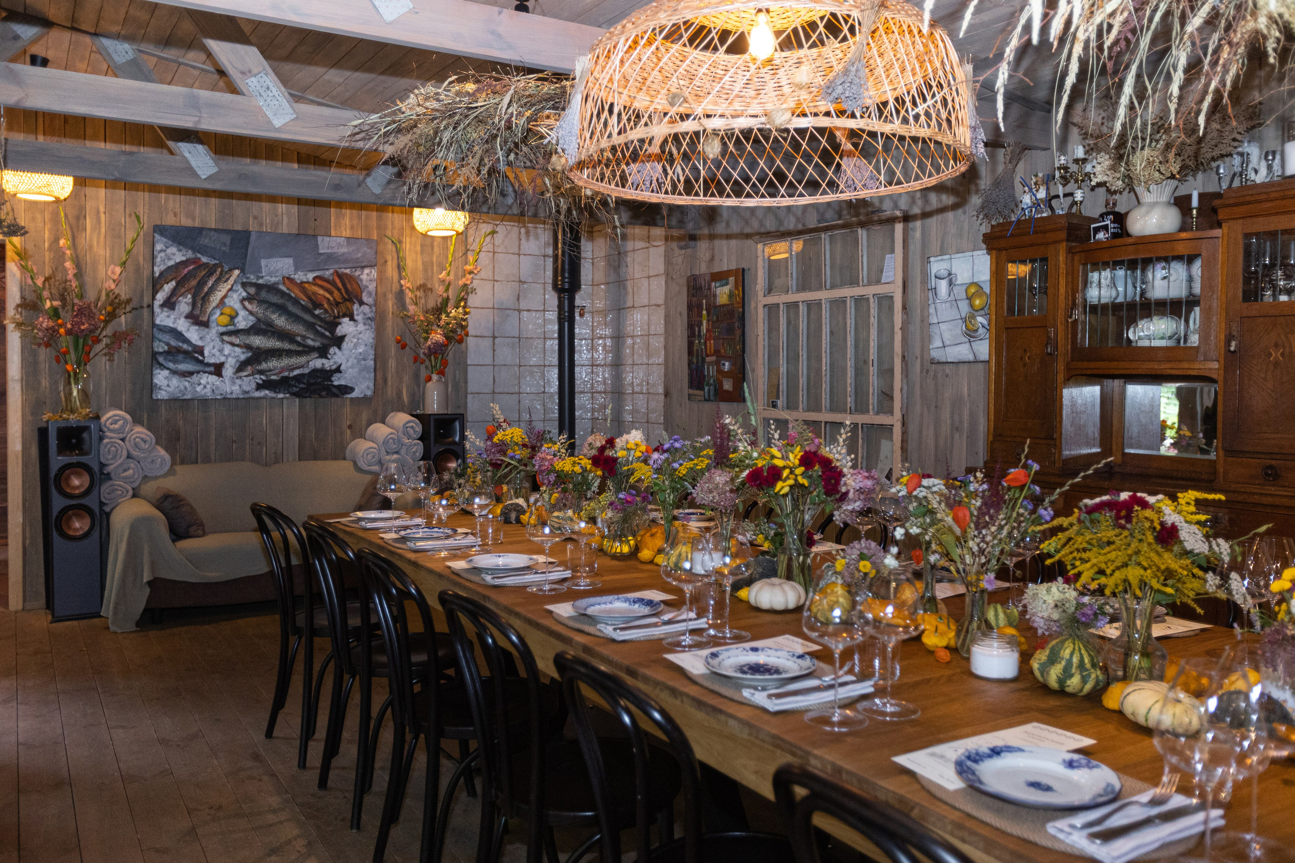 B U R G U N D Y. H O M E