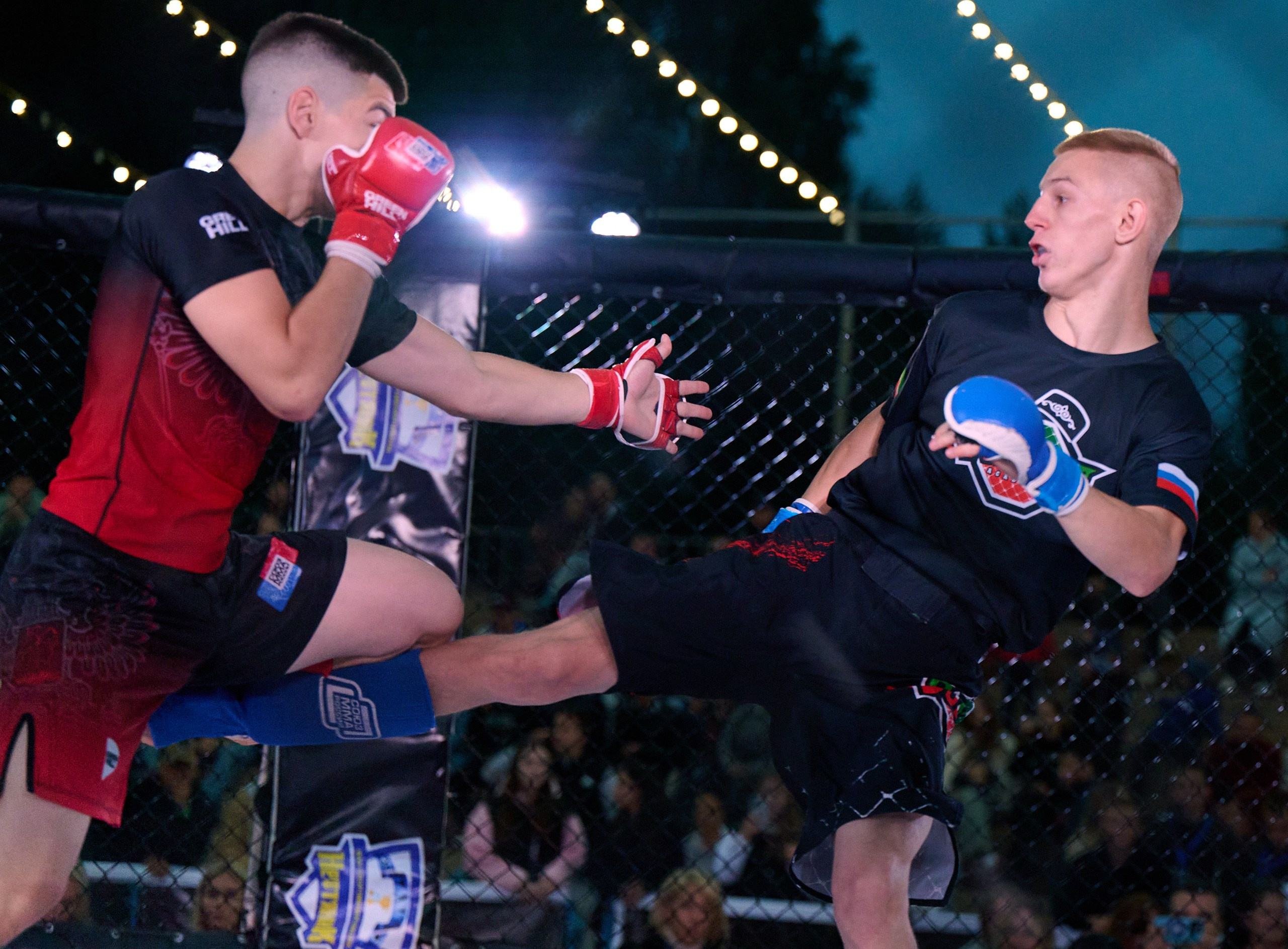 ММА. Битва на Иже-4. Спортивный репортажный фотограф в Ижевске Сергей Мерзляков