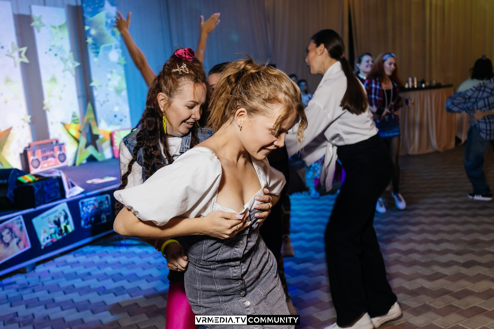 Ресторан «Империя»: Вечеринка 90-х