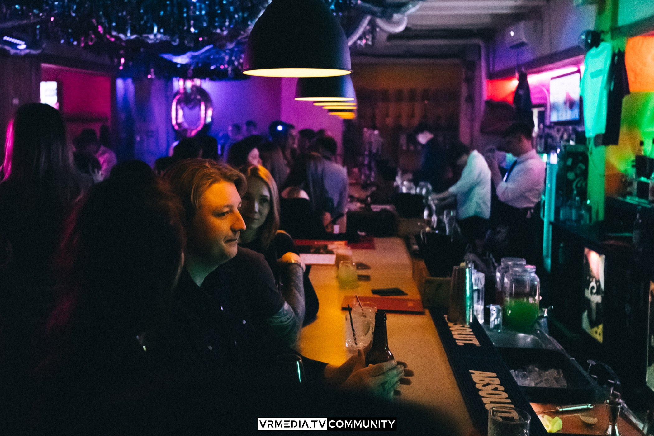 Бар «Cosmo»: Прощальная вечеринка