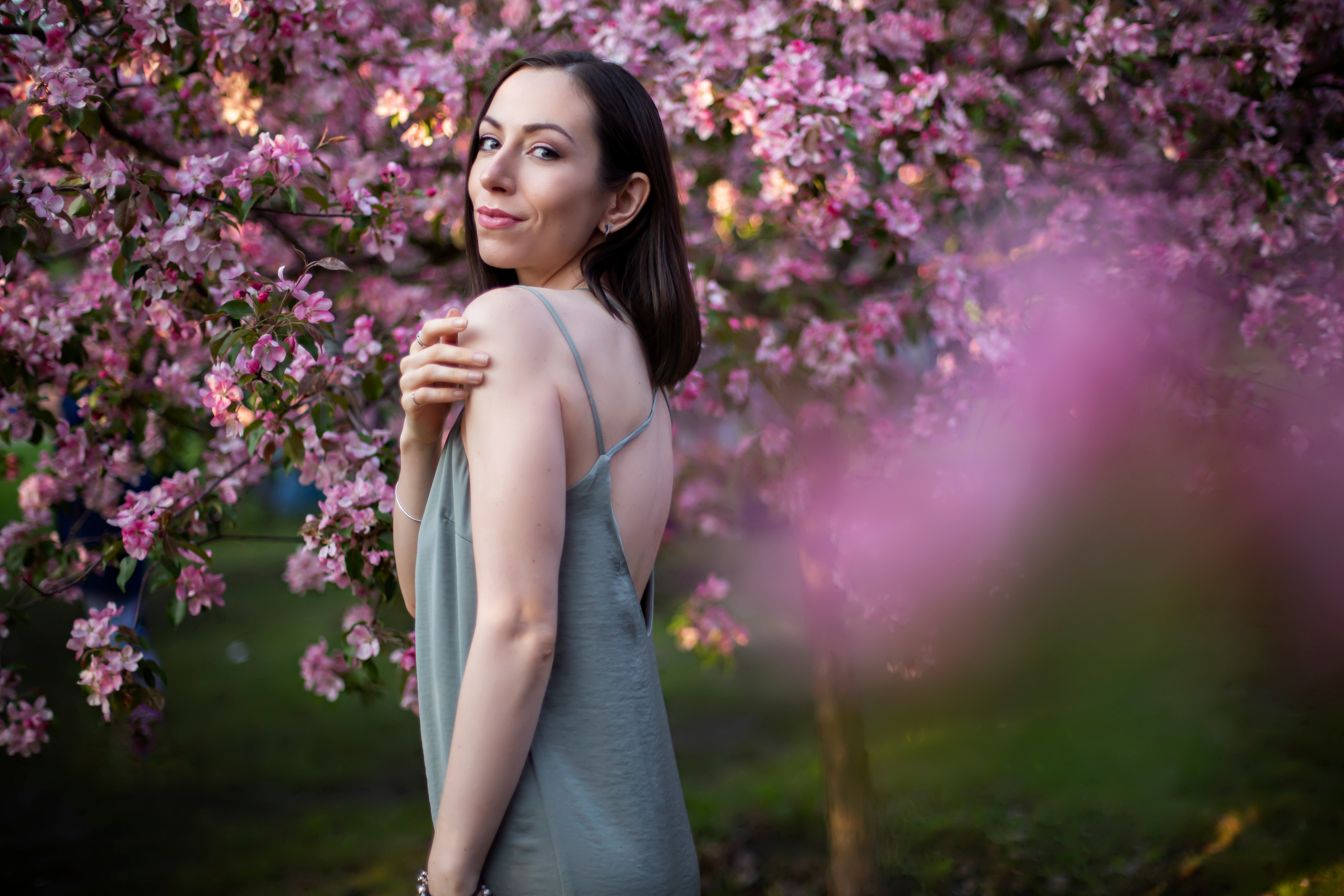 Весенняя фотосессия в цветах. Семейный и портретный фотограф в Москве Елена Флегант