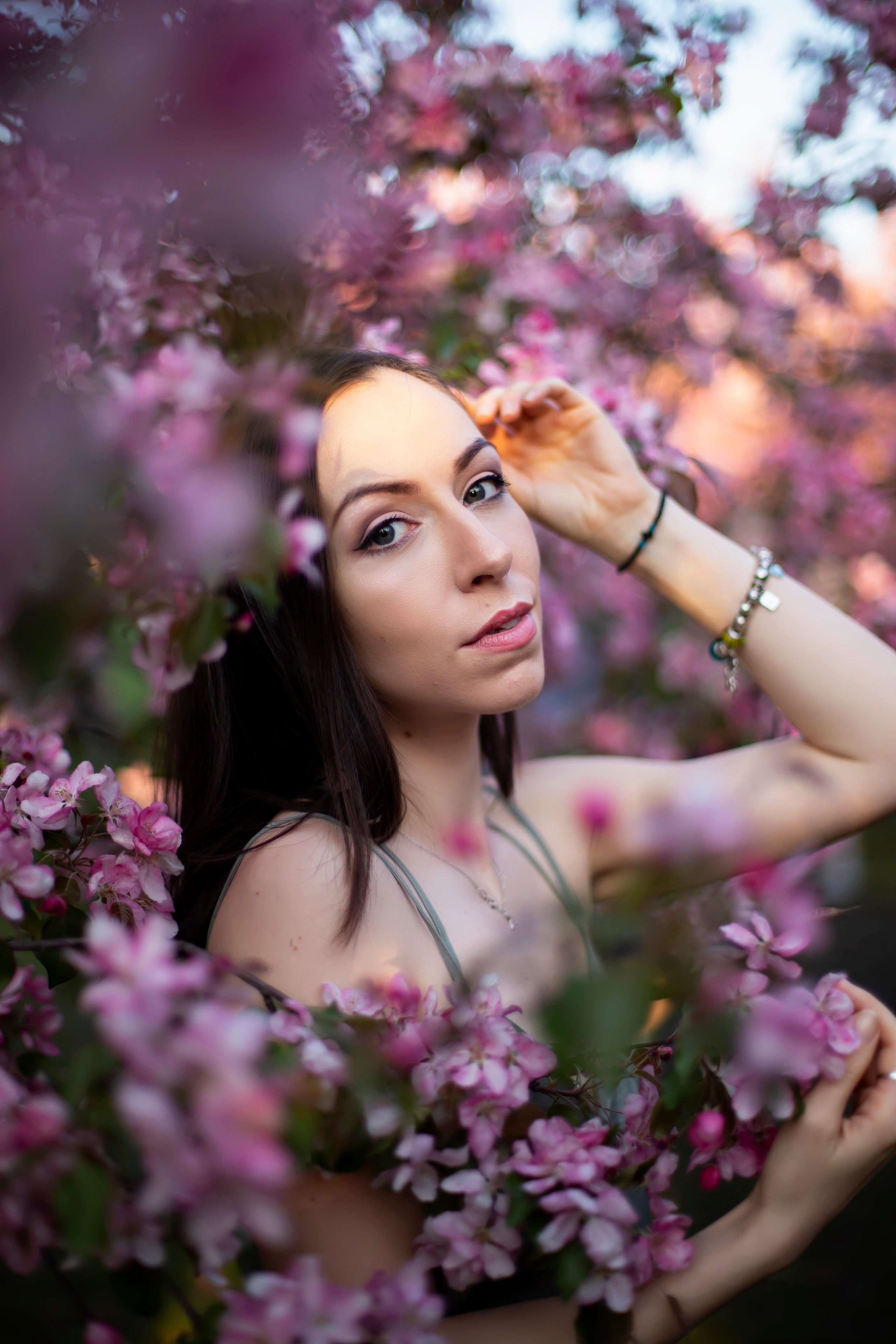 Весенняя фотосессия в цветах. Семейный и портретный фотограф в Москве Елена Флегант