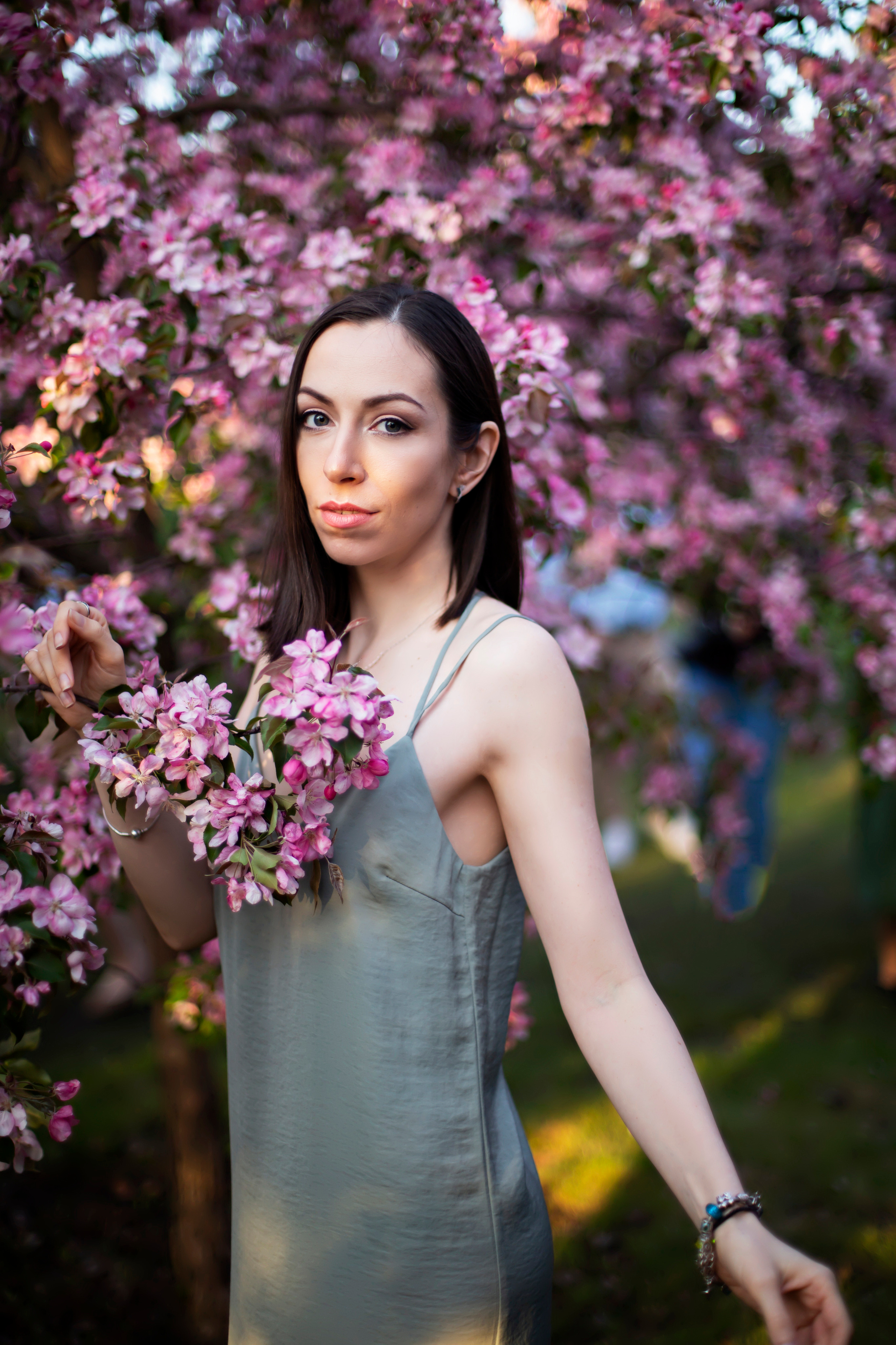 Весенняя фотосессия в цветах. Семейный и портретный фотограф в Москве Елена Флегант