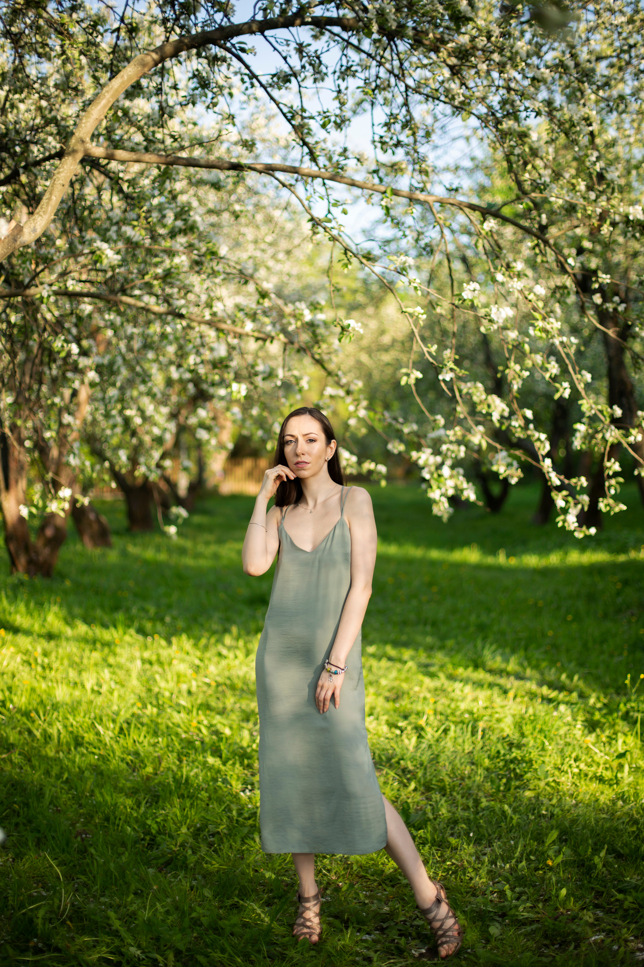 Весенняя фотосессия в цветах. Семейный и портретный фотограф в Москве Елена Флегант