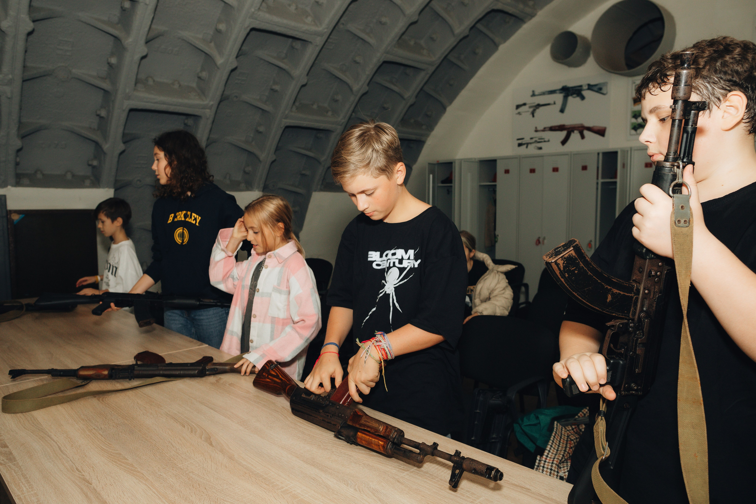 Бункер на Таганке, Женя день рождения. Портретный фотограф в Москве и МО Зимина Татьяна