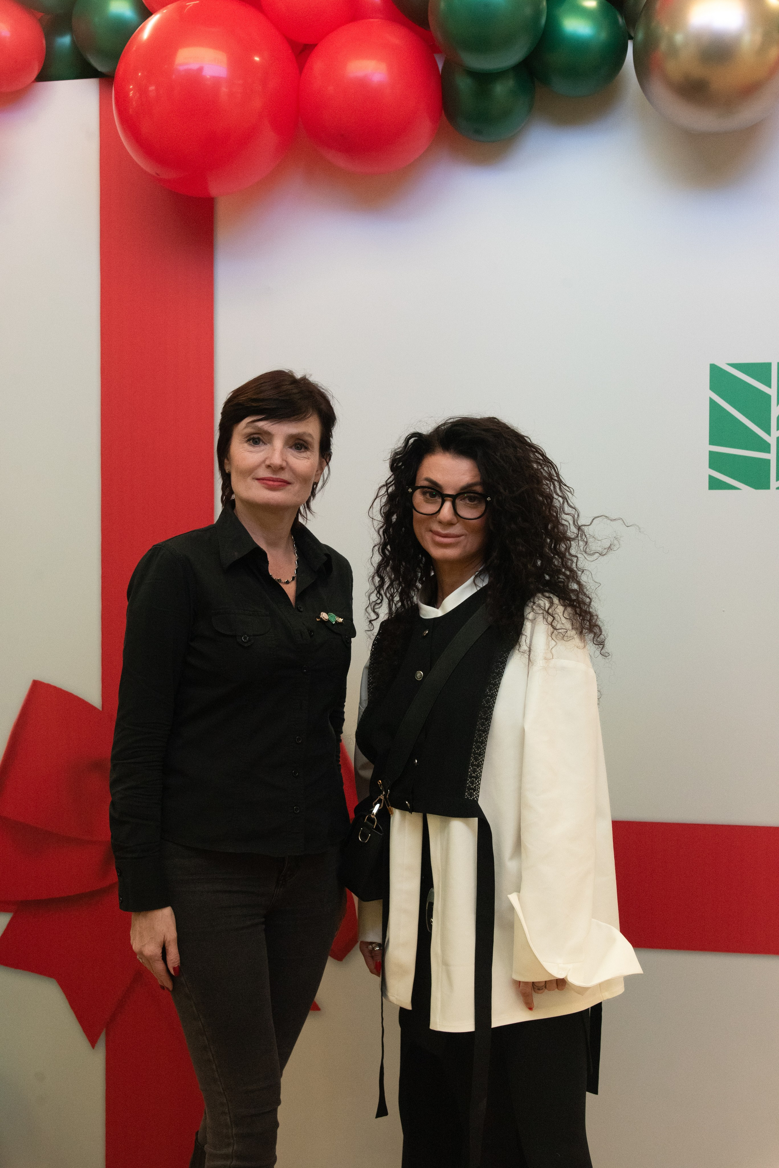 Показ Мод БФ «Исток Жизни». Дети с «Безграничными Возможностями». Портретный Семейный Fine-Art фотограф в Санкт-Петербурге Криулина