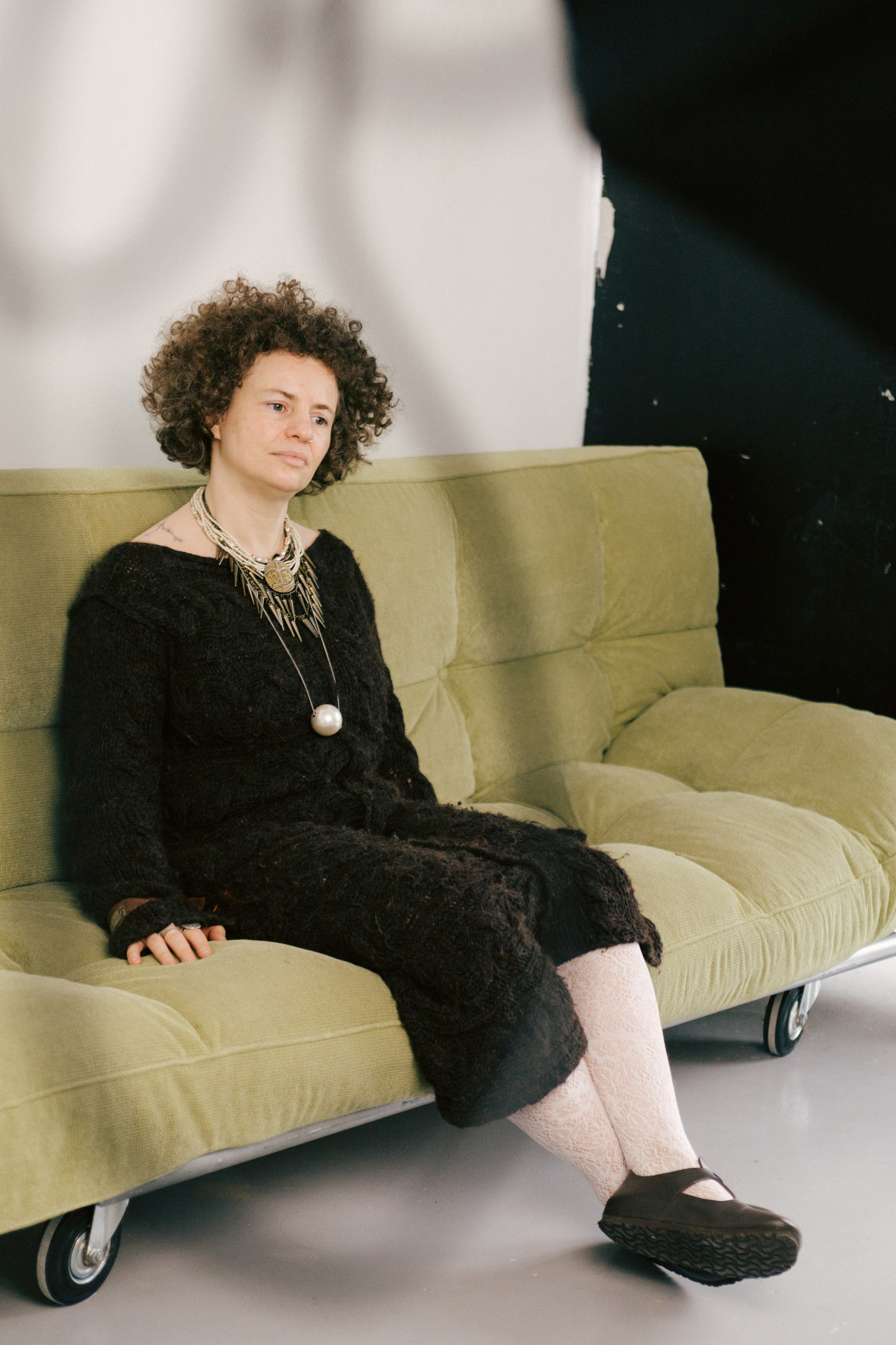 Белла. Студия