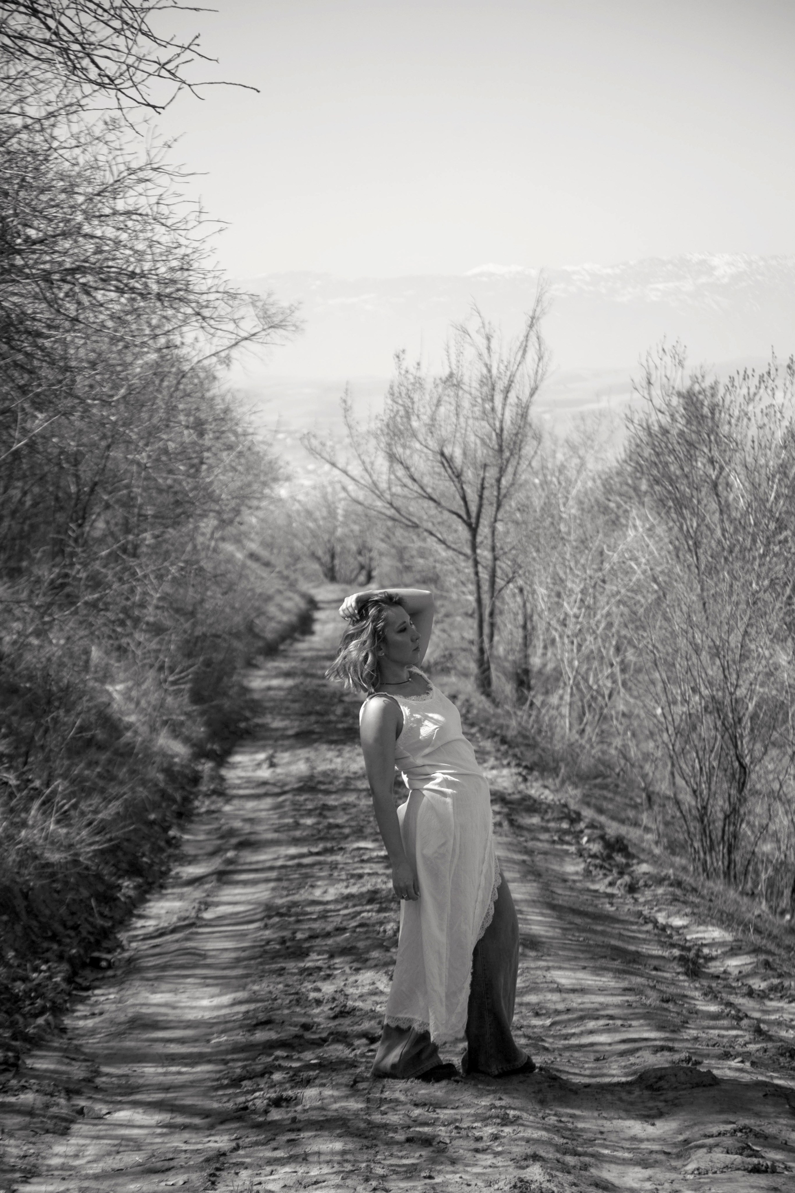 Танец в природе. Foto-creator Alisa Zobova