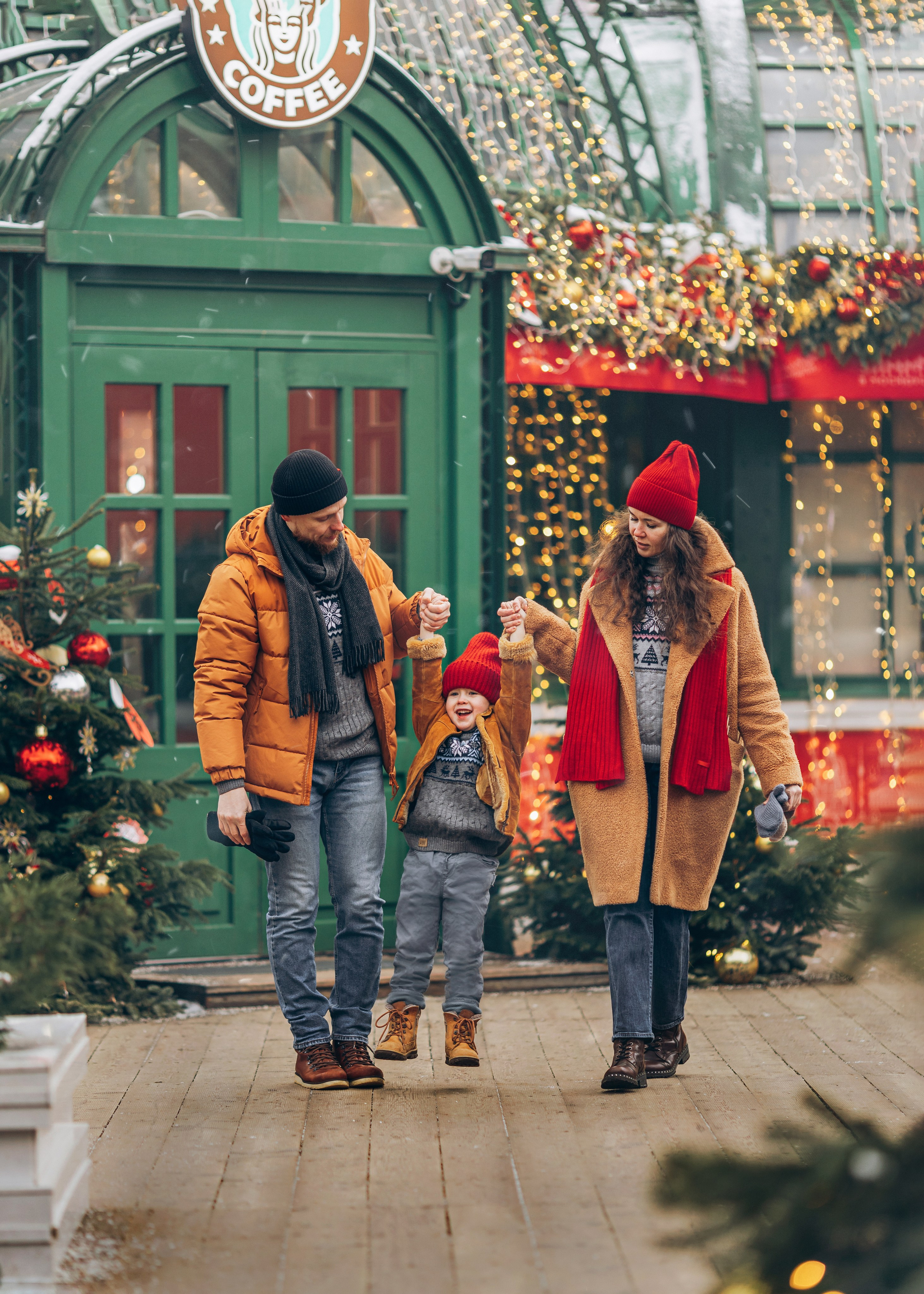 Елена, Дмитрий и Гордей. Семейный фотограф В Москве Александра Дейкун