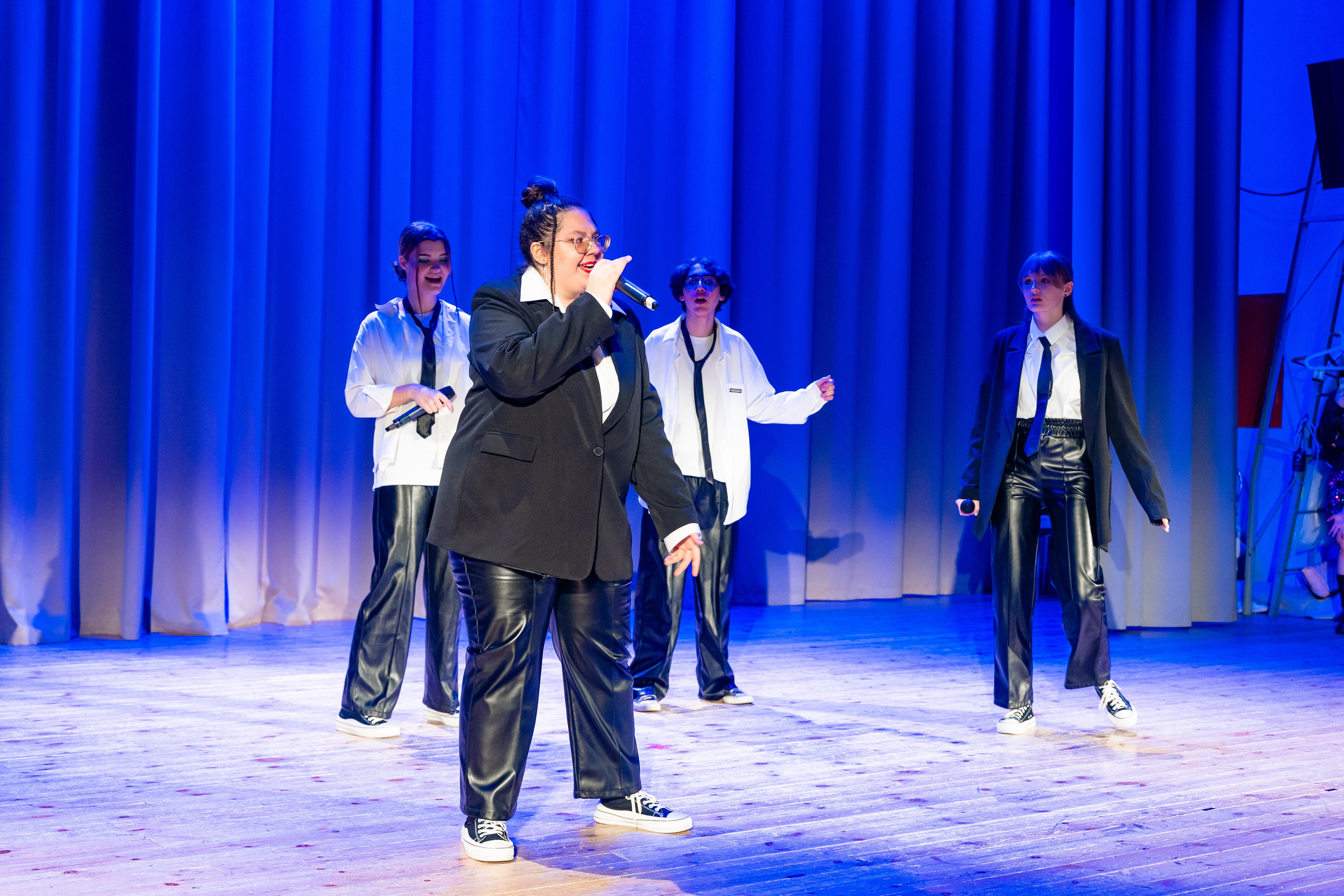 Концерт ДК Буривестник. Фотограф Никита Комаров