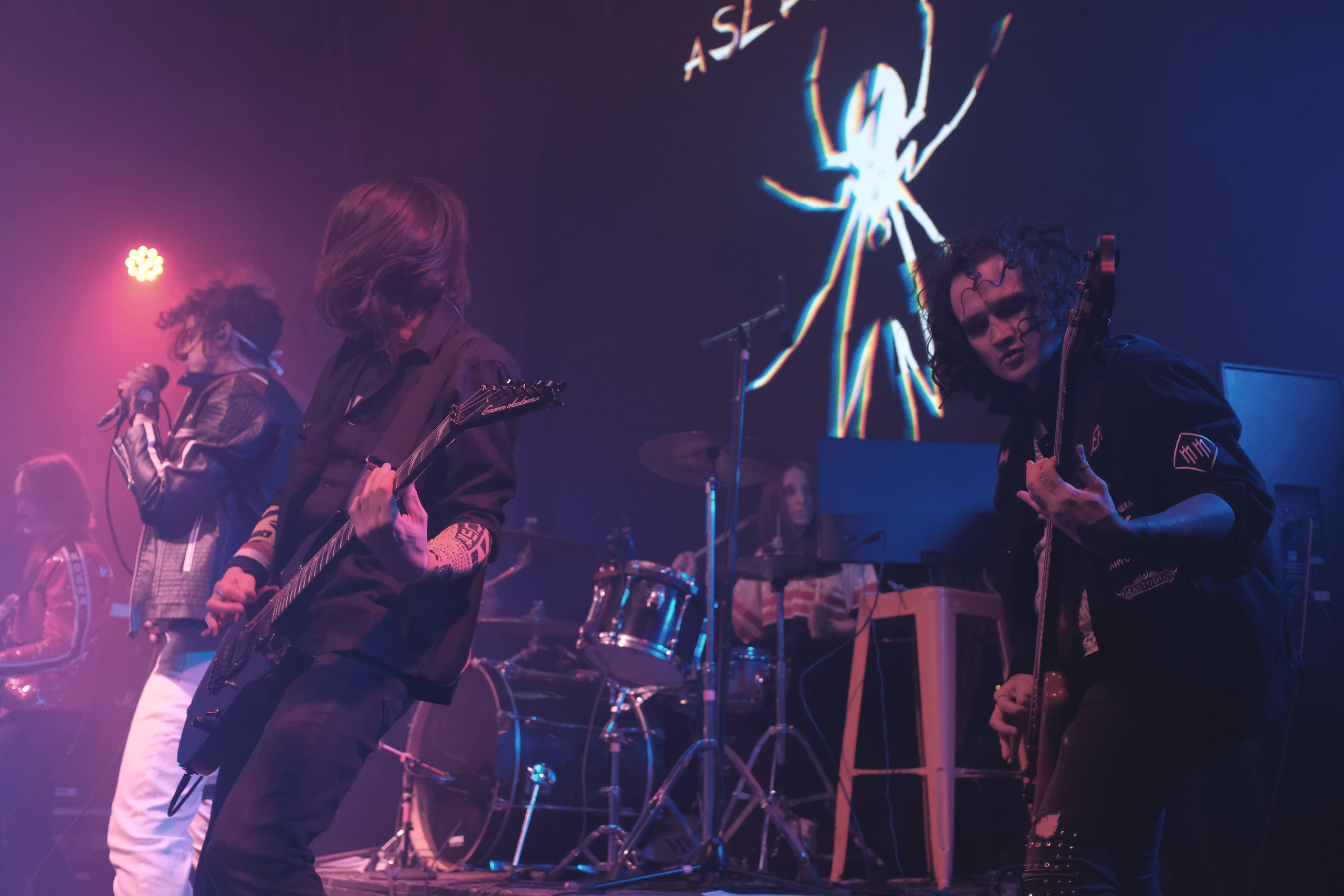 Концерт ASLEEP OR DEAD в ласточке. Репортажный фотограф в Санкт-Петербурге Даниил Могута