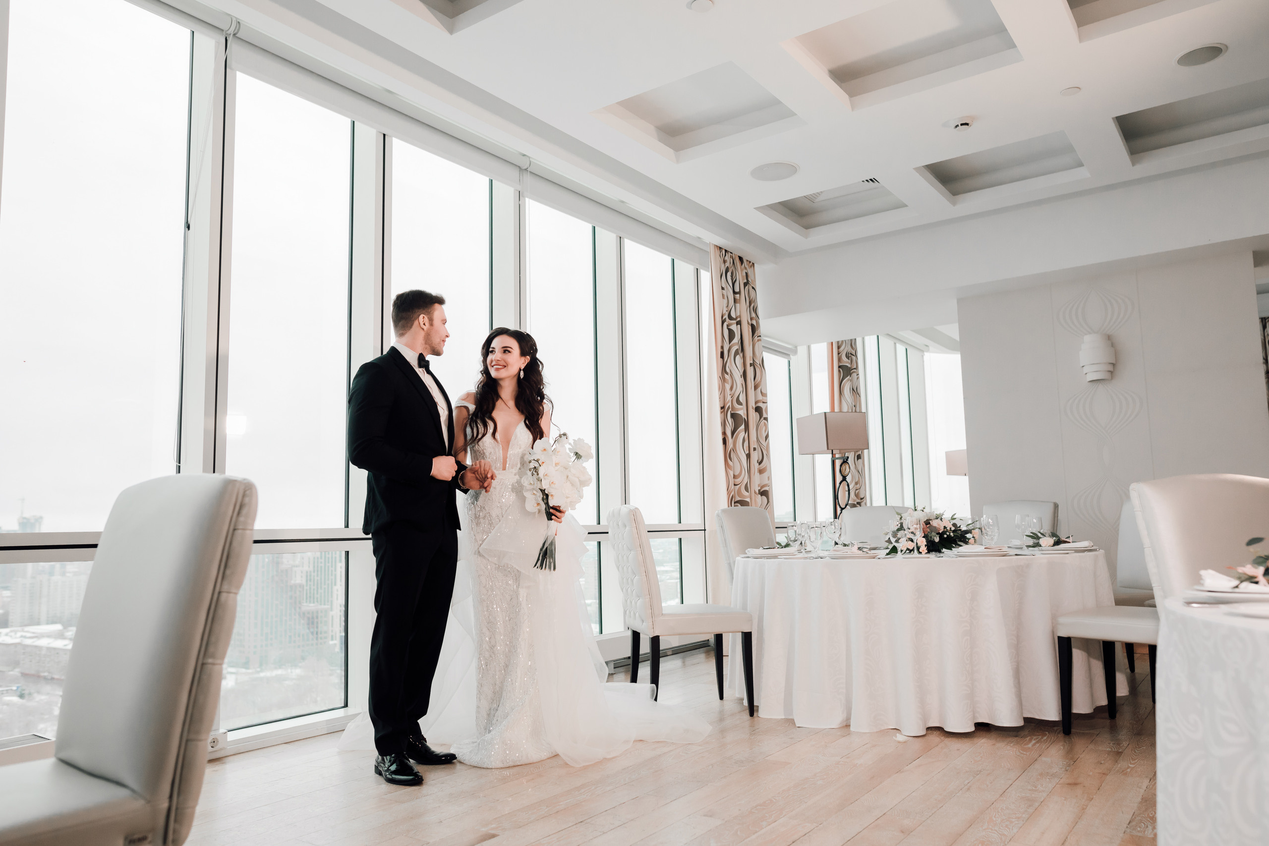 Сергей и Алена. Crowne Plaza. Свадебный и семейный фотограф в Москве Евгения Лисина
