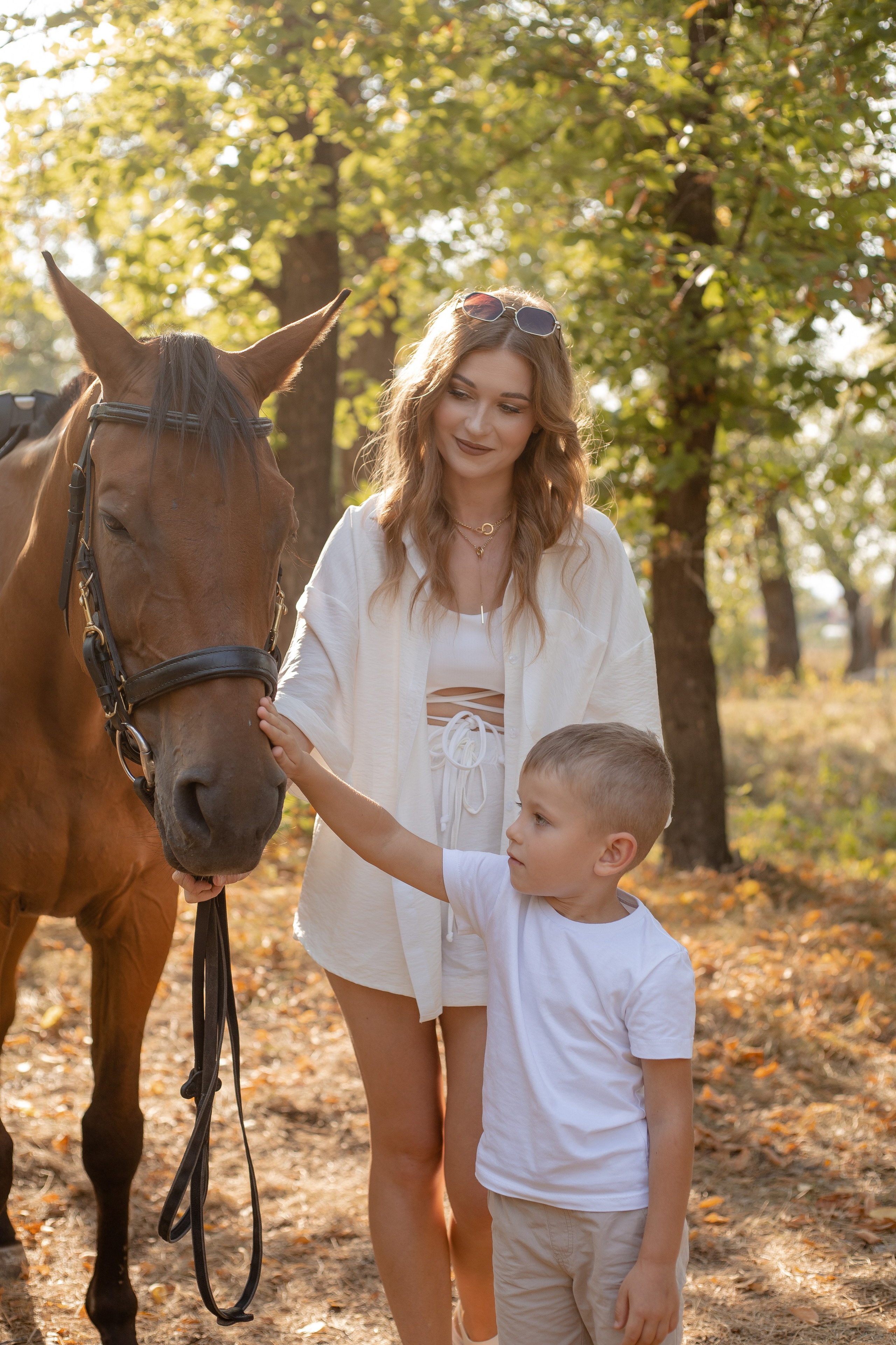 Летняя фотопрогулка с лошадкой 🌿. Семейный фотограф в Саратове Элоиза Ляпина