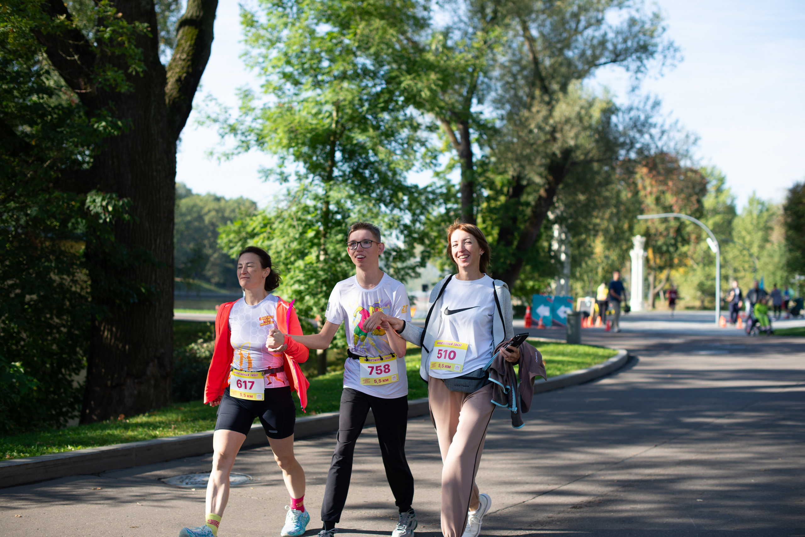 Инклюзивный забег ВДНХ Феникс Больше Чем Можешь. Victoria Radjevna Репортажный Фотограф — Видеограф Москва • Санкт-Петербург
