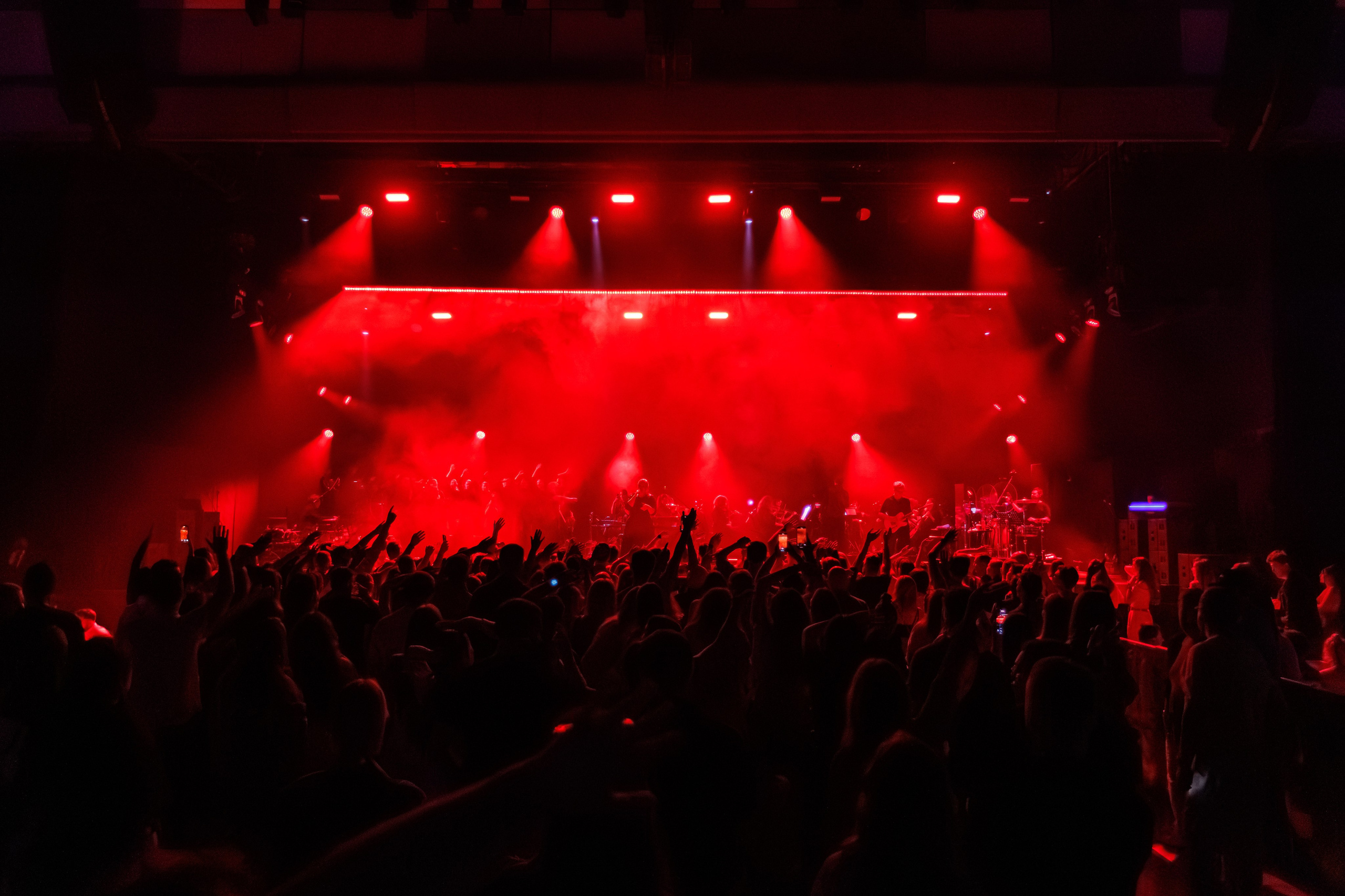 Concert Photography in Dubai — Anton Belyaev Live Performance. Evgen Yatsenko — Photographer in Dubai