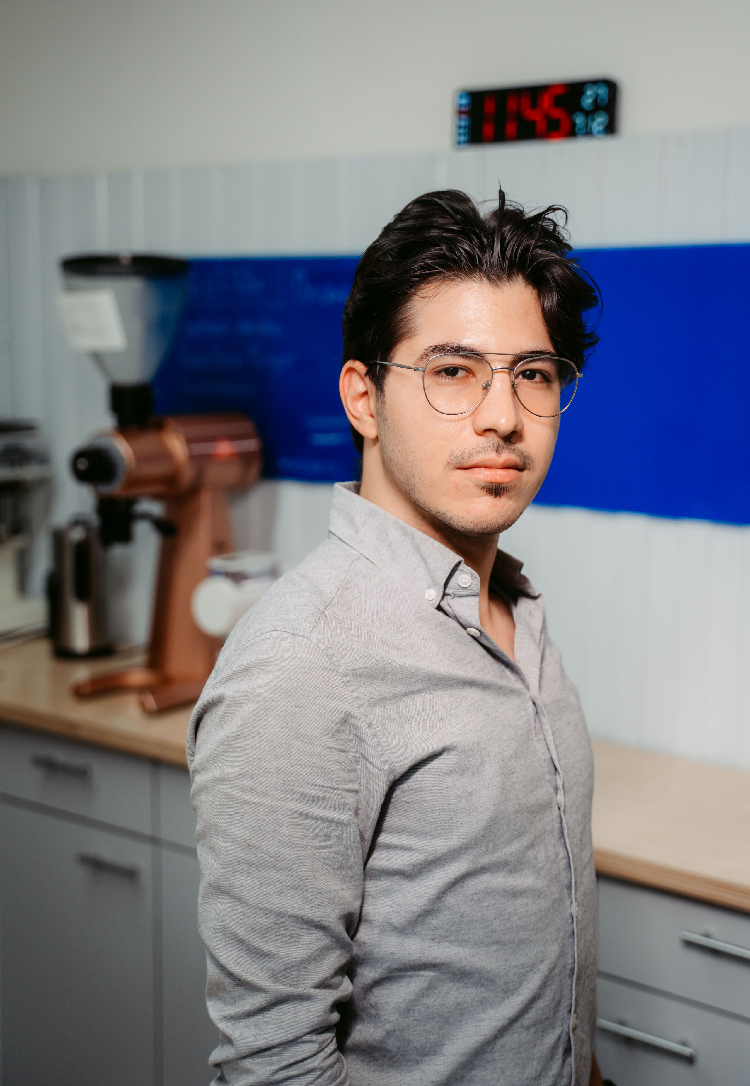 Ботаника / команда и предприятие кофейни из Казани. Саша Копылов, фотограф в Казани