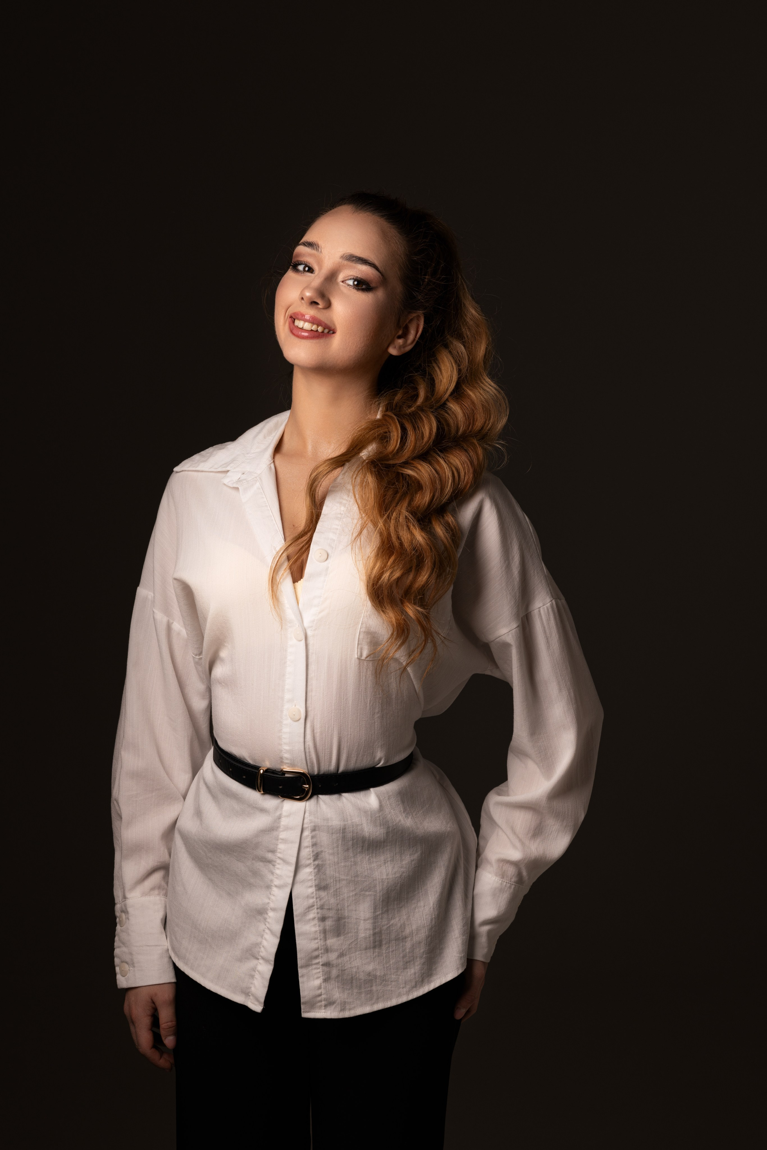 Студийная съемка с Полиной на циклораме в формате для «себя». Дмитрий Шульгин, портретный фотограф в Воронеже