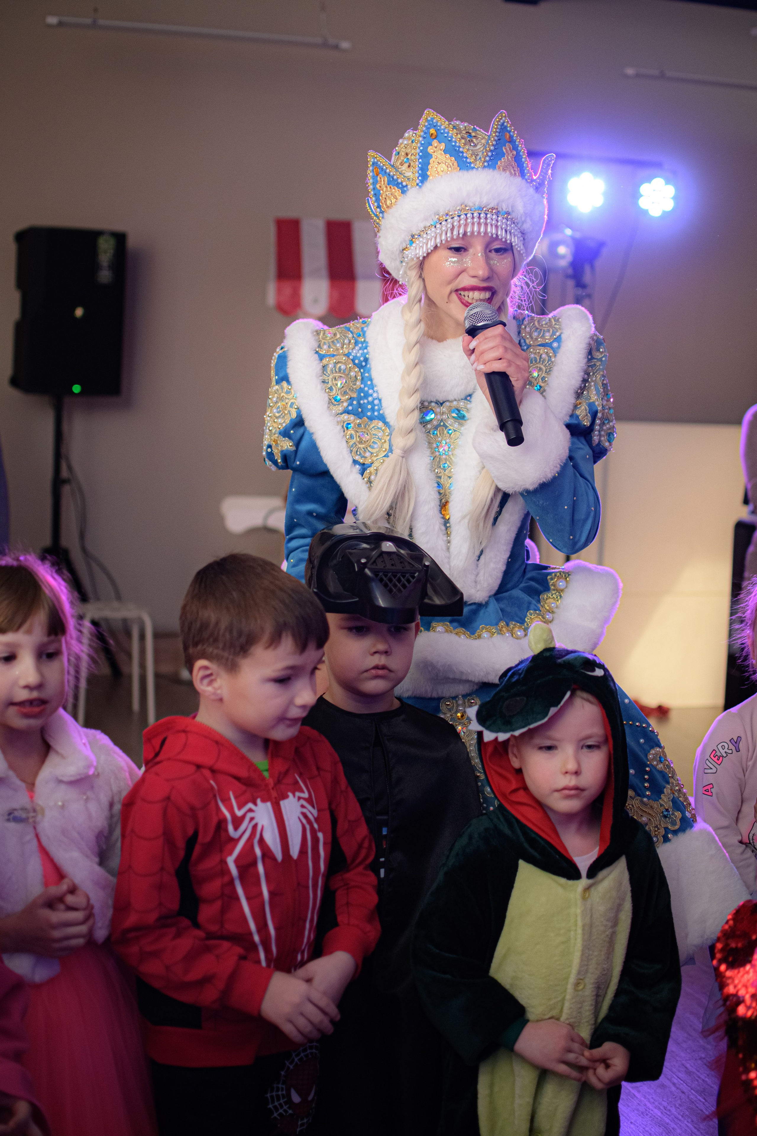 HAPPY NEW YEAR. Photokarish