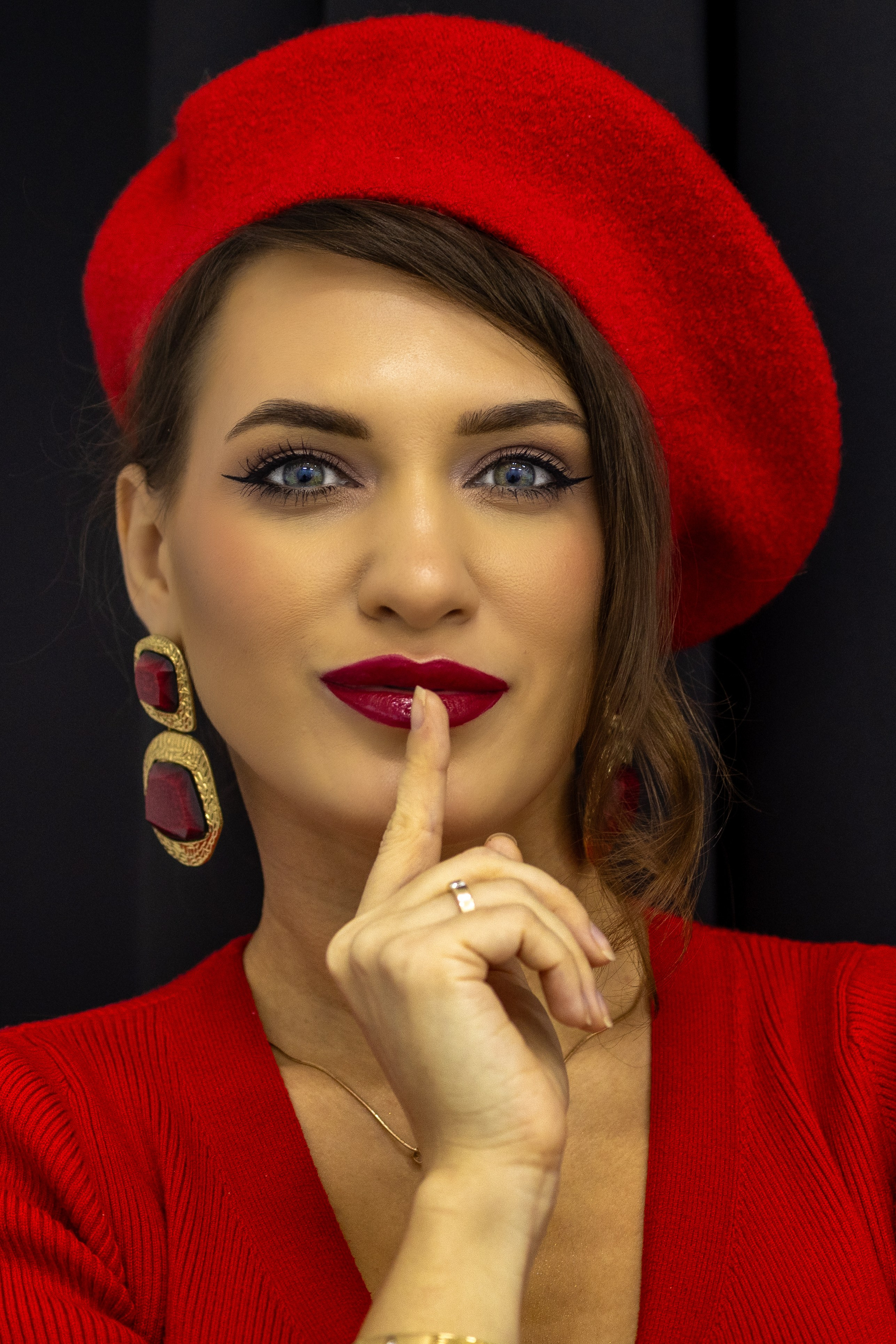 Юлия в красном. Семейный, свадебный, репортажный фотограф в Нижнем Новгороде Сергей Уткин