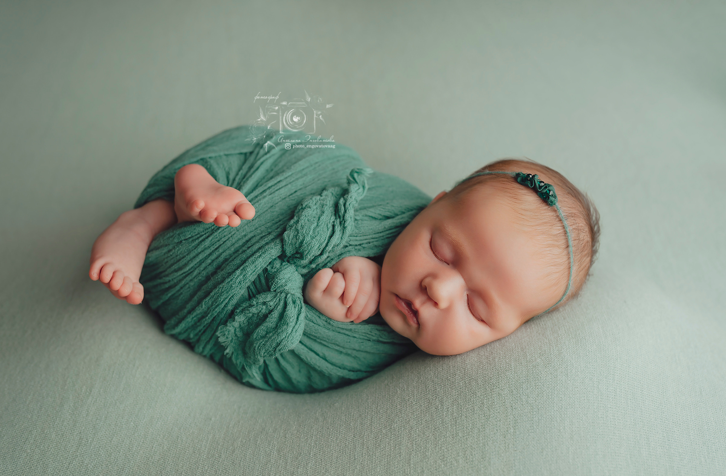Василиса 22 дня. Фотограф новорожденных в Москве Щелково и МО Ангелина Энговатова