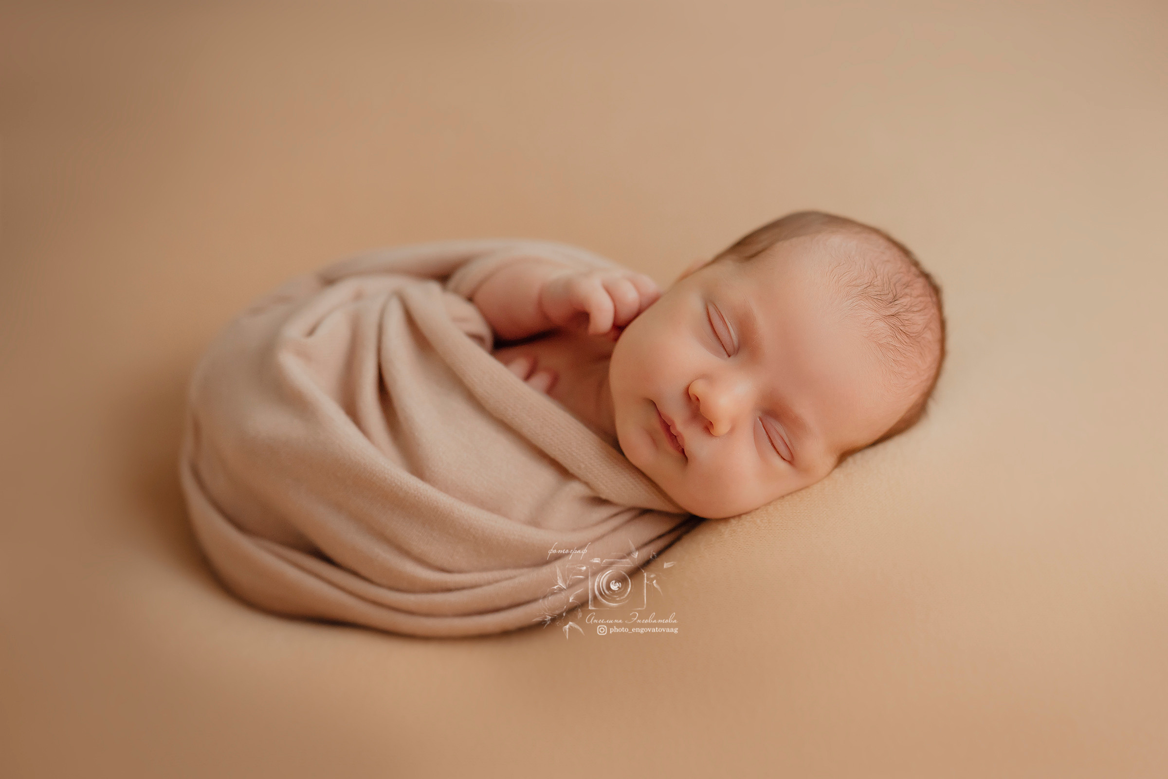 София 16 дней. Фотограф новорожденных в Москве Щелково и МО Ангелина Энговатова