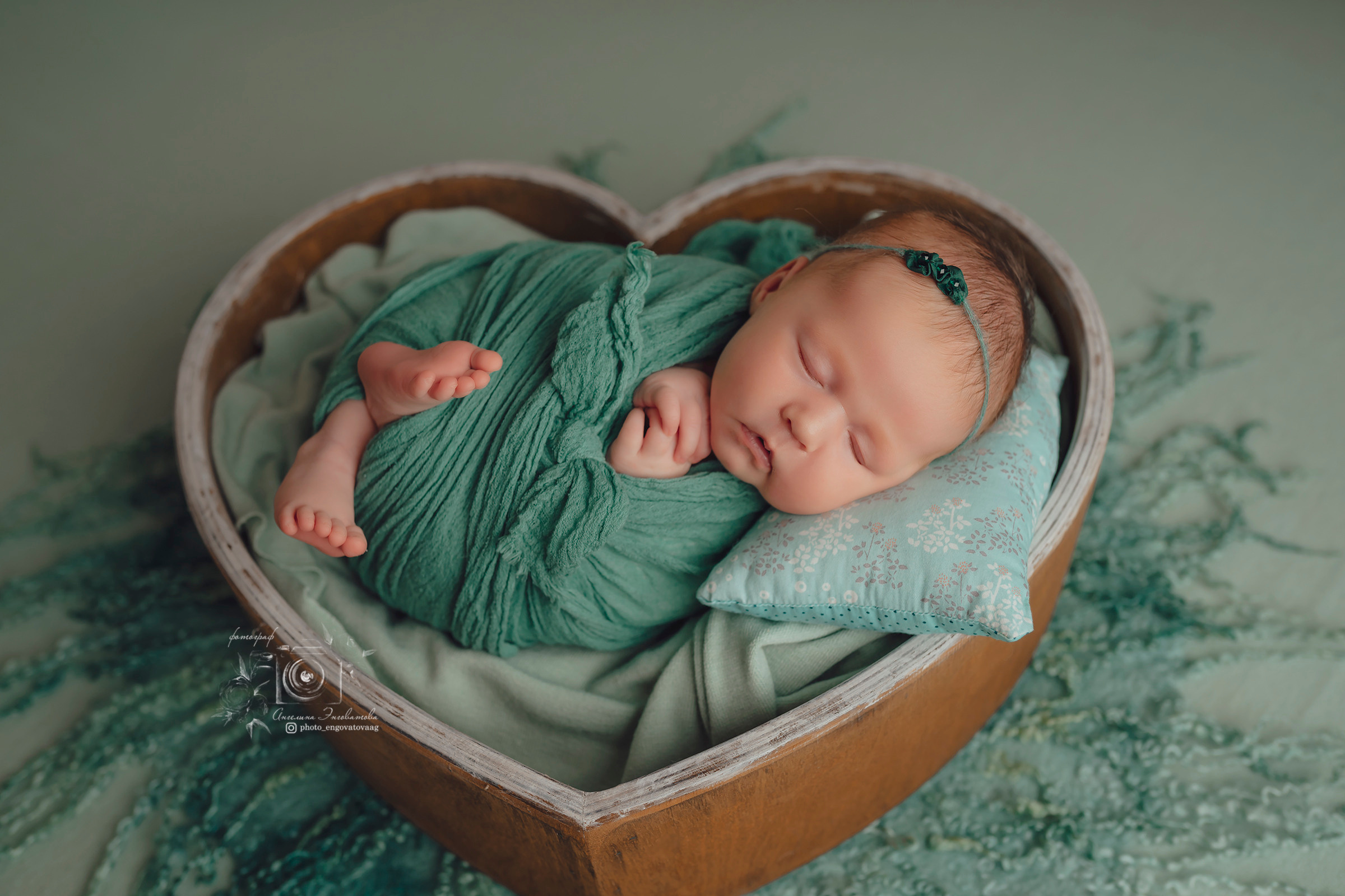 Василиса 22 дня. Фотограф новорожденных в Москве Щелково и МО Ангелина Энговатова