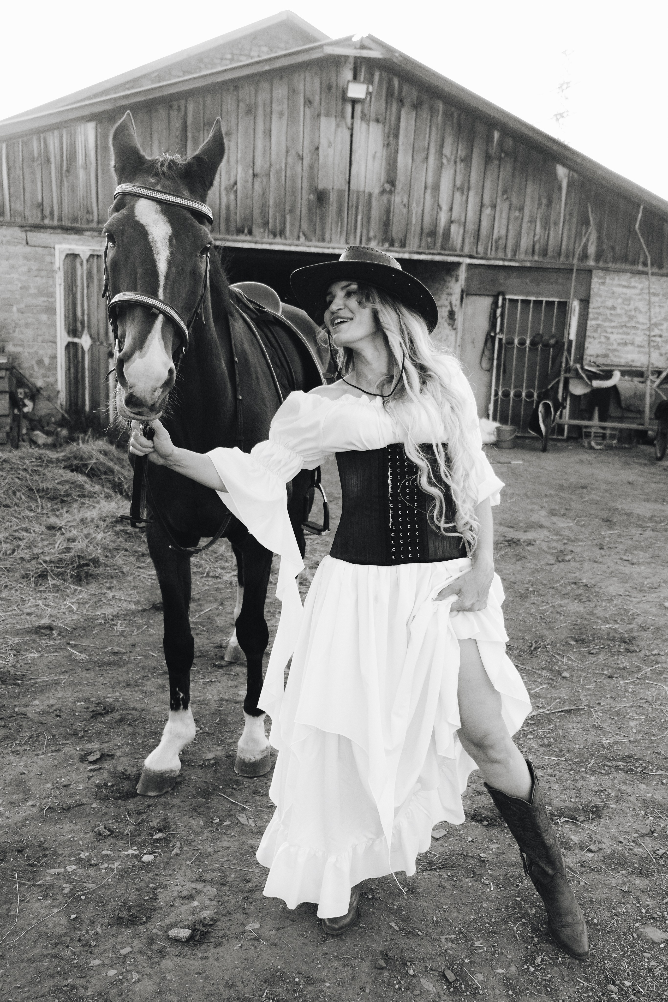 25.09.26 Евгения с конями. Фотограф Наташа Лисица