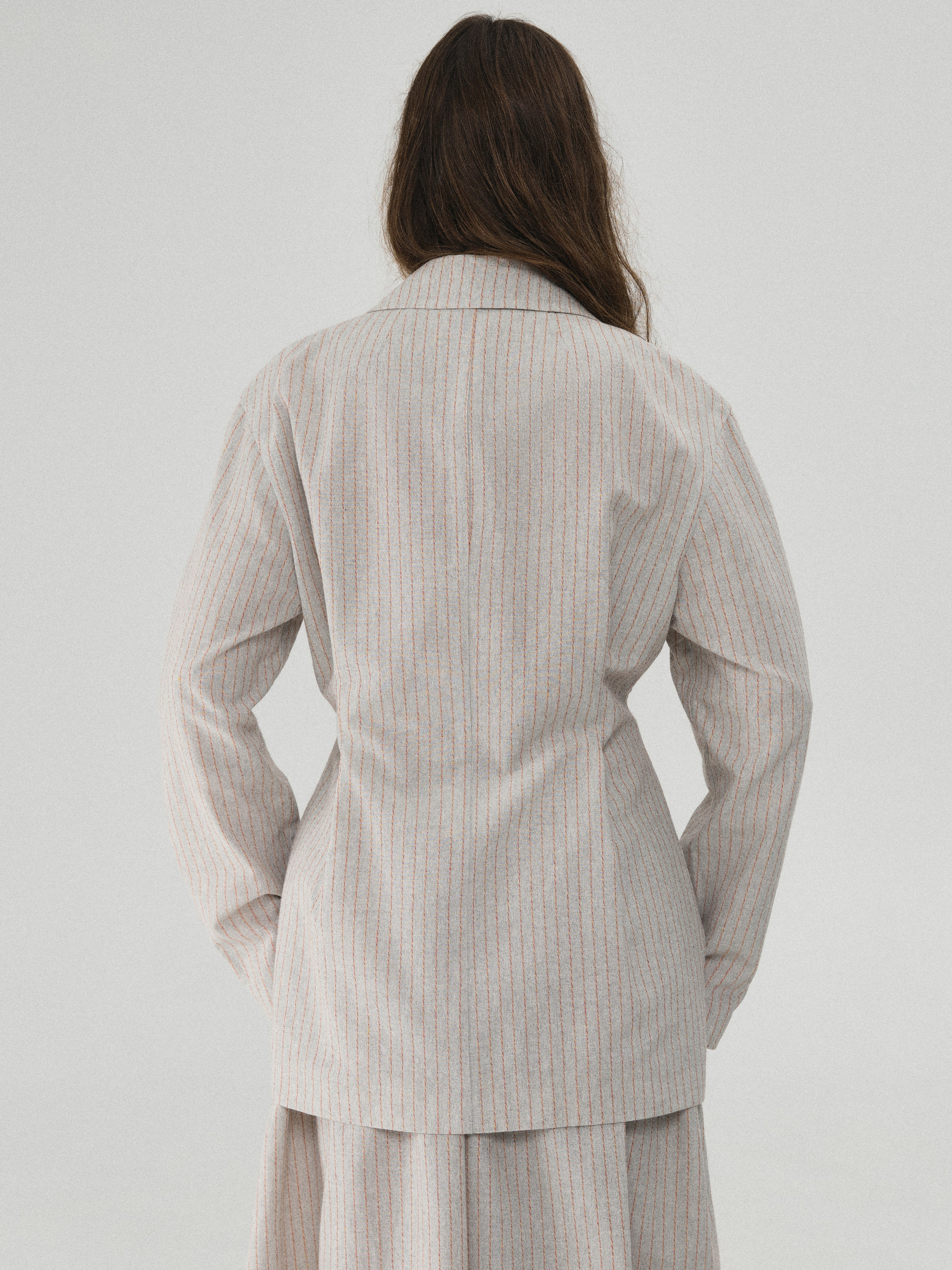 57 Atelier. Фотограф в Москве и Сургуте Алла Лесовая. Снимаю каталог для брендов и индивидуальные портреты для людей