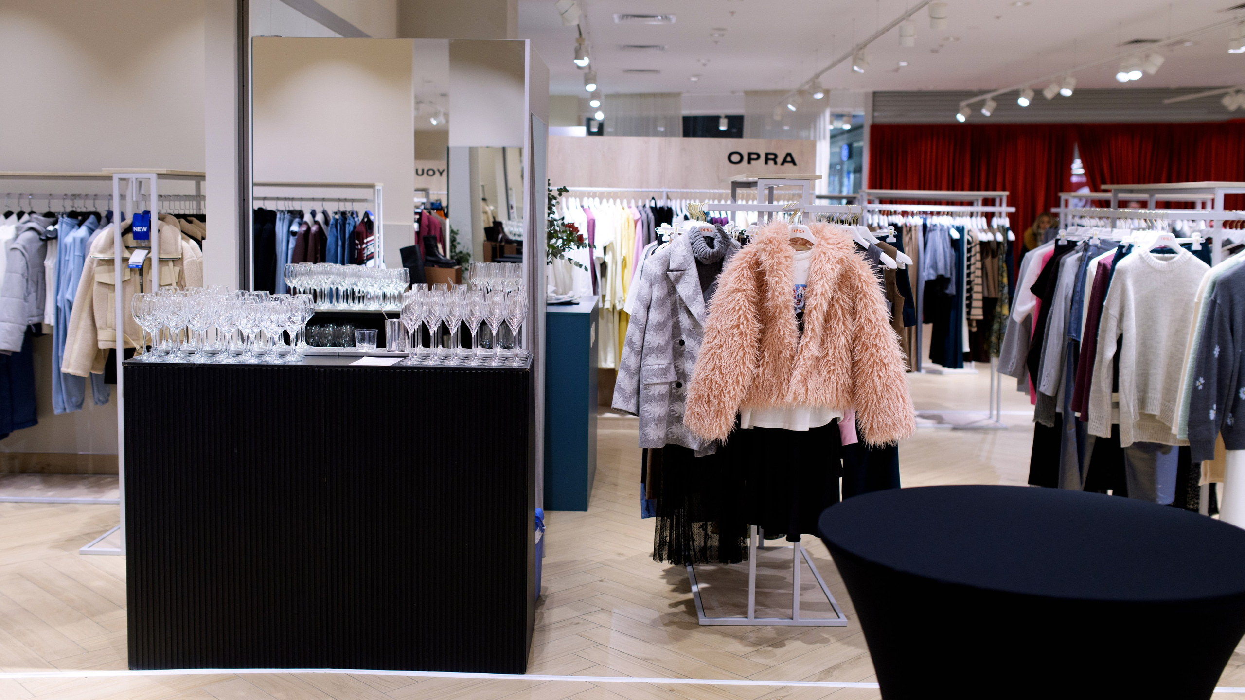 FАБРИКА grand opening. Свадебный фотограф в Минске