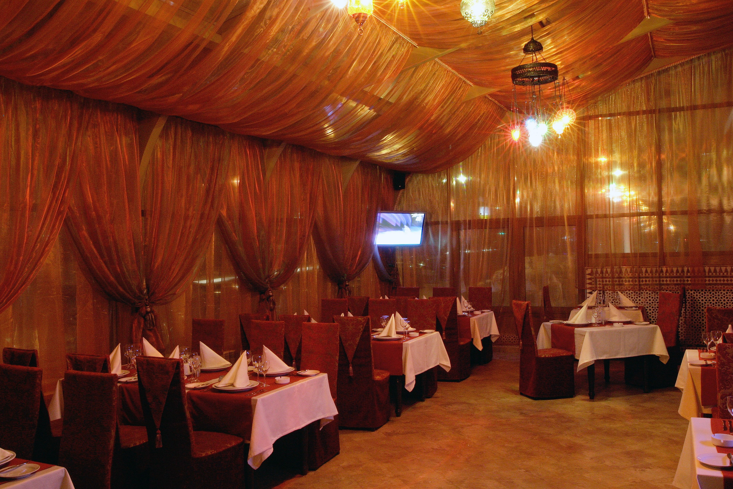 Архив. Развлекательный комплекс «Подмосковье» г. Подольск 2006. Александр Липатов архитектурный дизайн