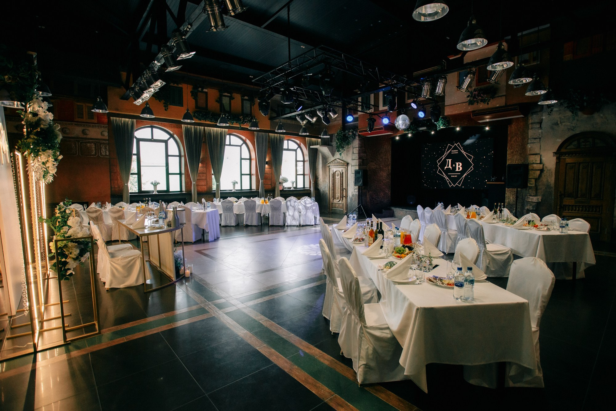 Дмитрий и Вероника. Свадебный и портретный фотограф в Омске Антон Карев