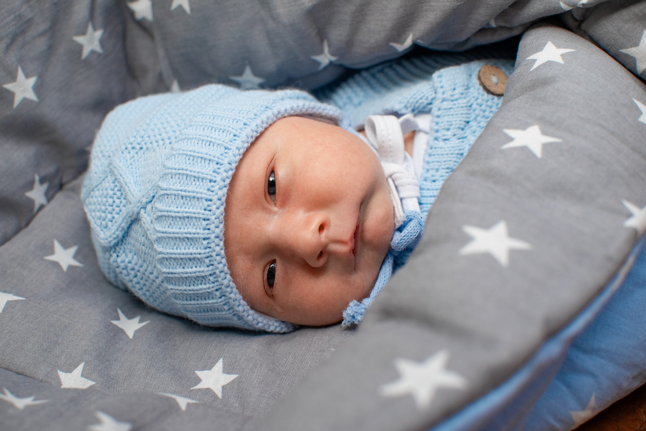 Выписка из роддома Минск. Семейный фотограф на выписку из роддома и крещение Минск Настя Гришук