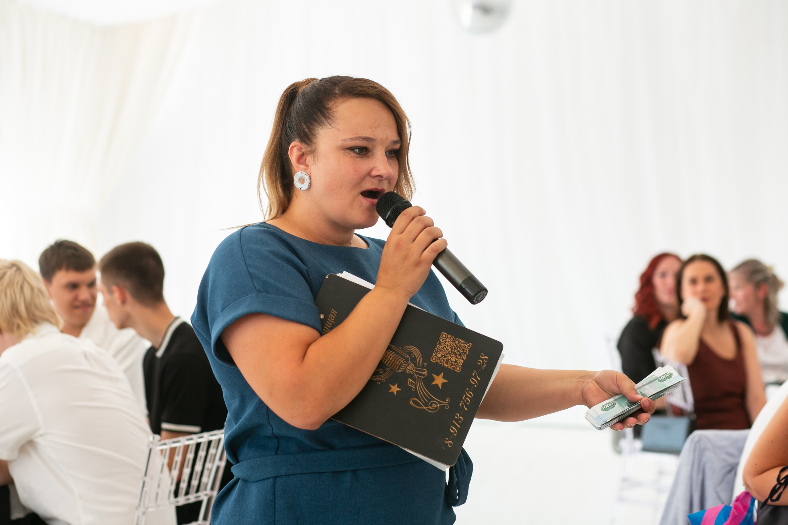 Выпускные и Утренники. Фотограф новорожденных и семейный фотограф НСО г. Бердск Марина Львова