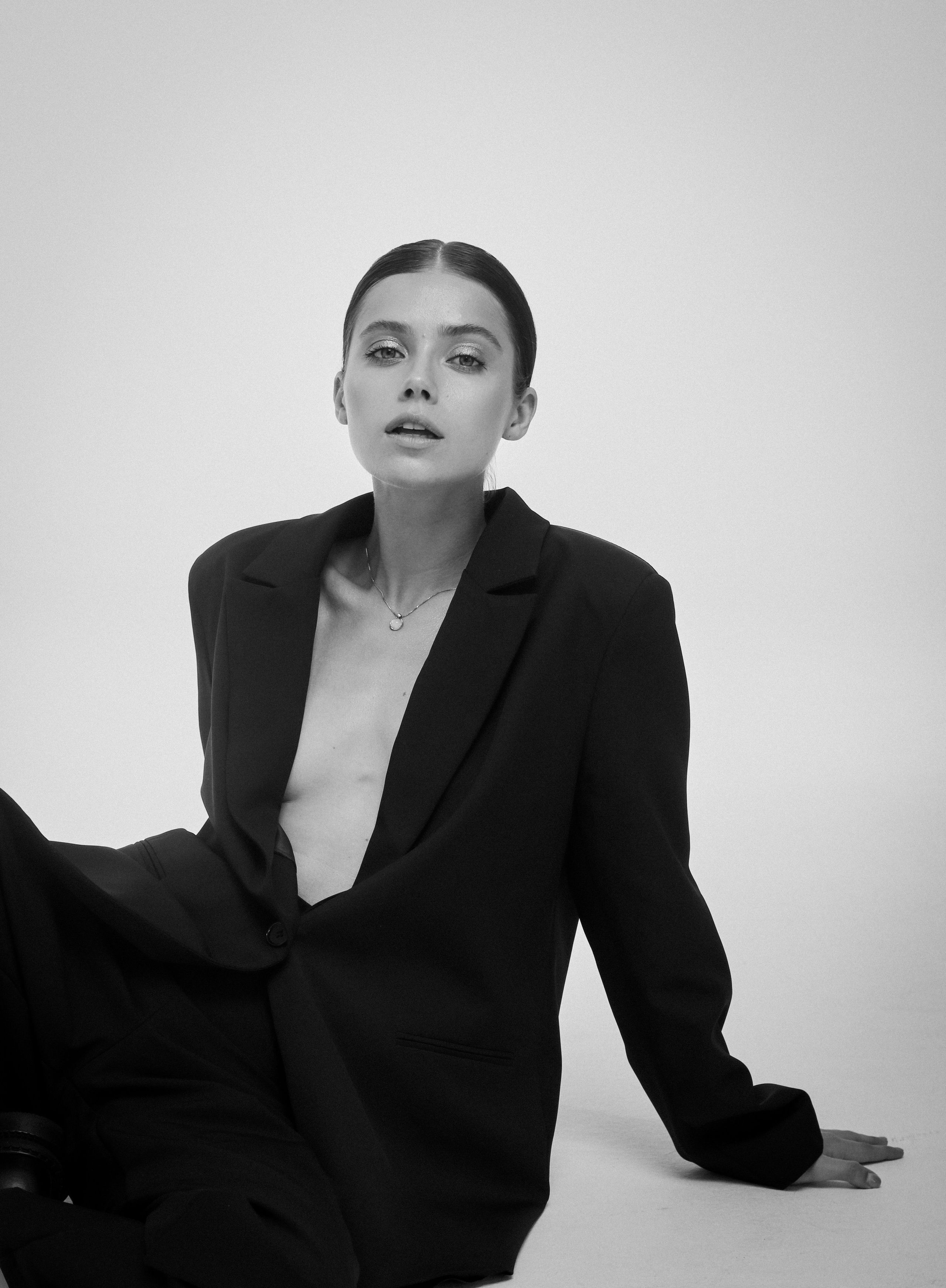 Минимал на циклораме. Портретный фотограф в Санкт-Петербурге Мария Вармер