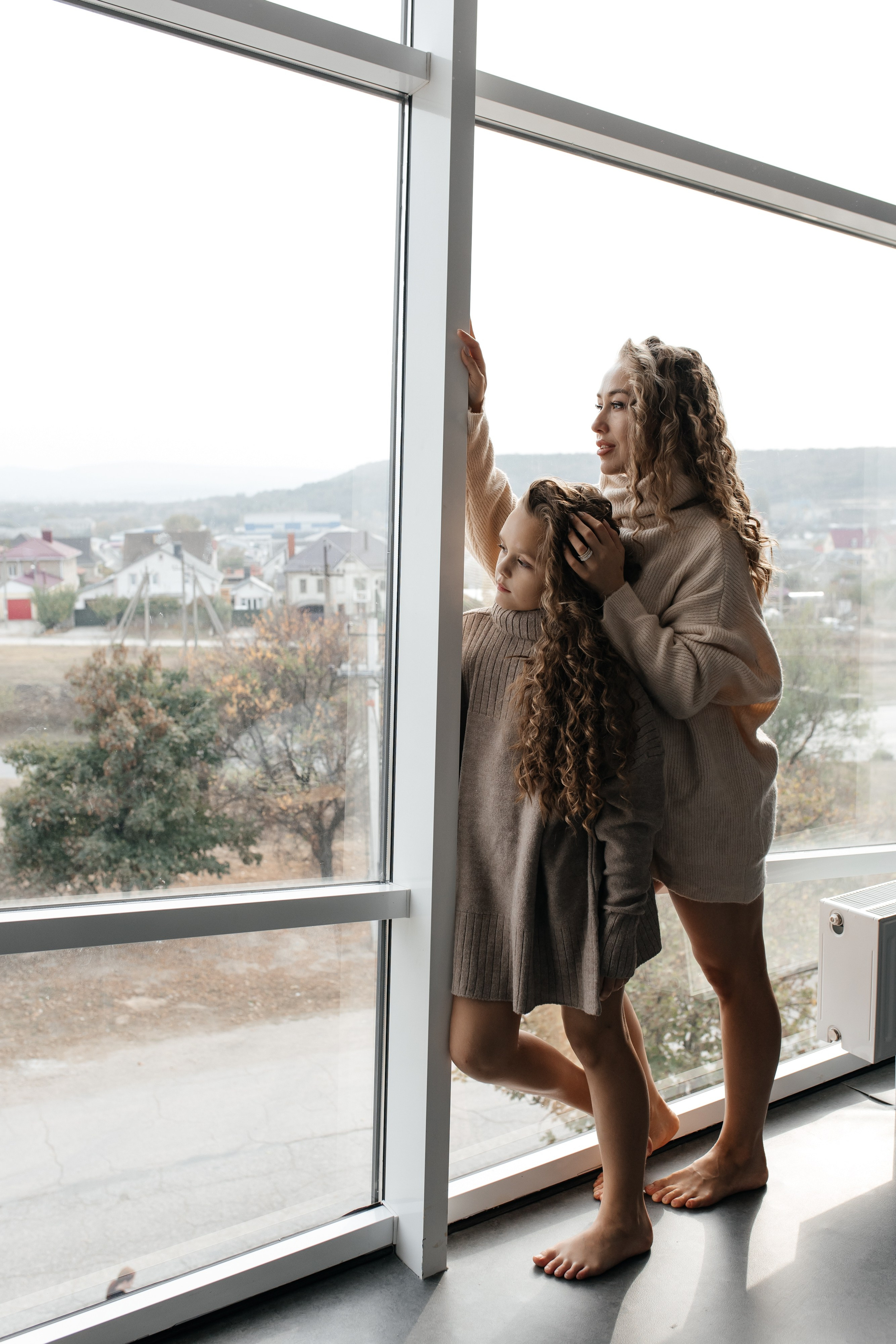 Mother & daughter. ФОТОГРАФ