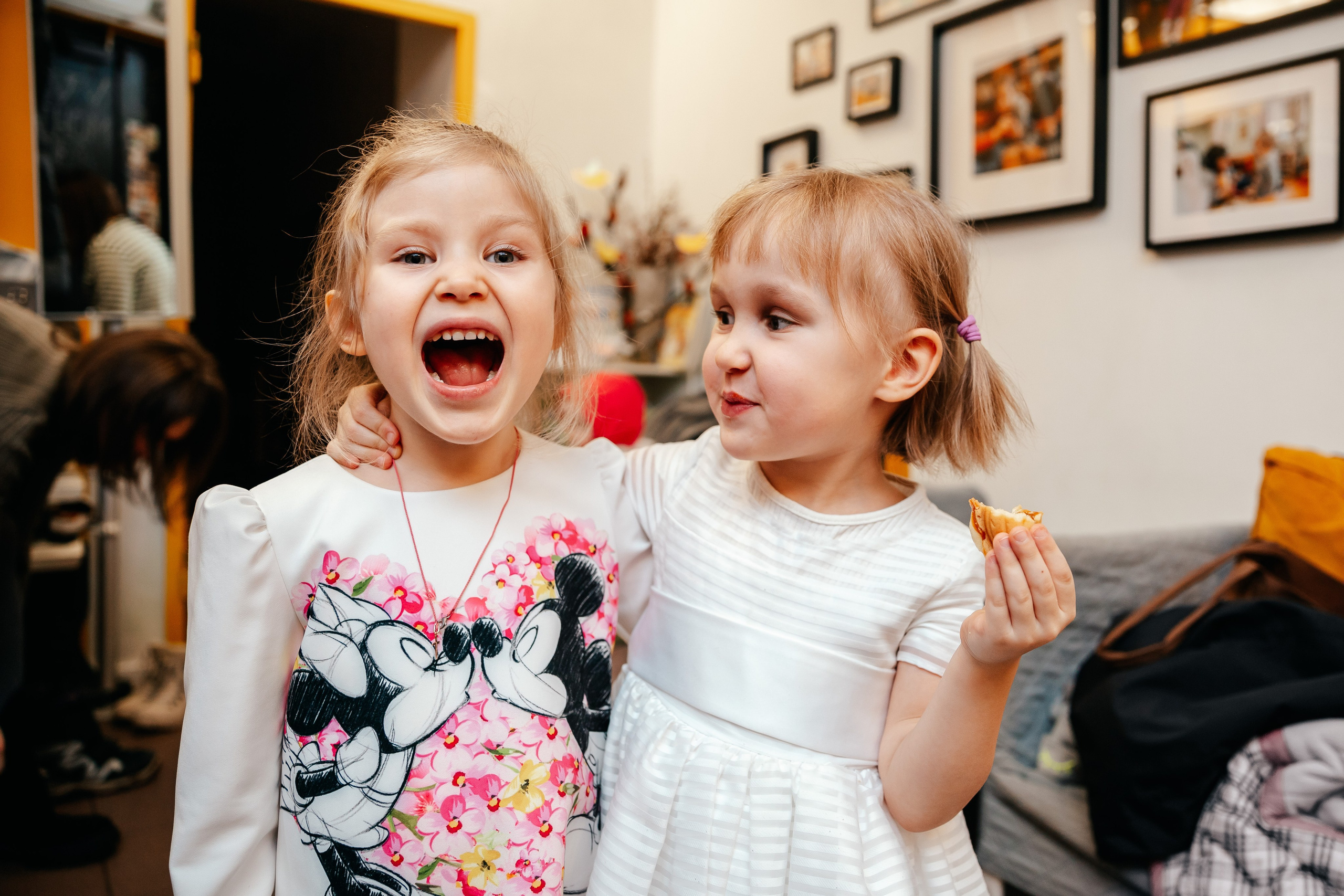 8 марта в Монтессори-саду. Семейный lifestyle фотограф в Санкт-Петербурге Людмила Пахомова