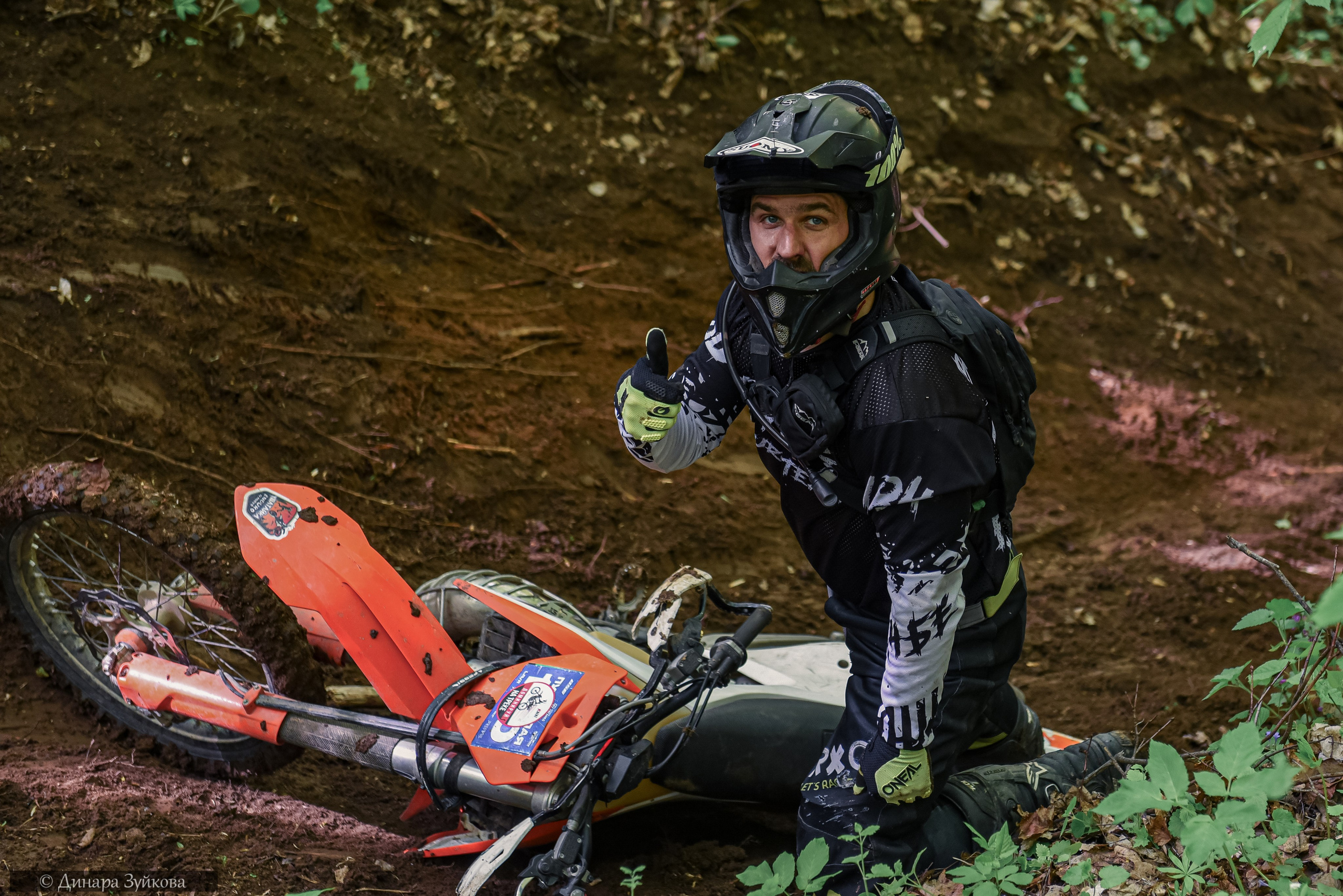 На местности. Каменки. Этап II. Мотофотограф в Нижнем Новгороде Динара Зуйкова