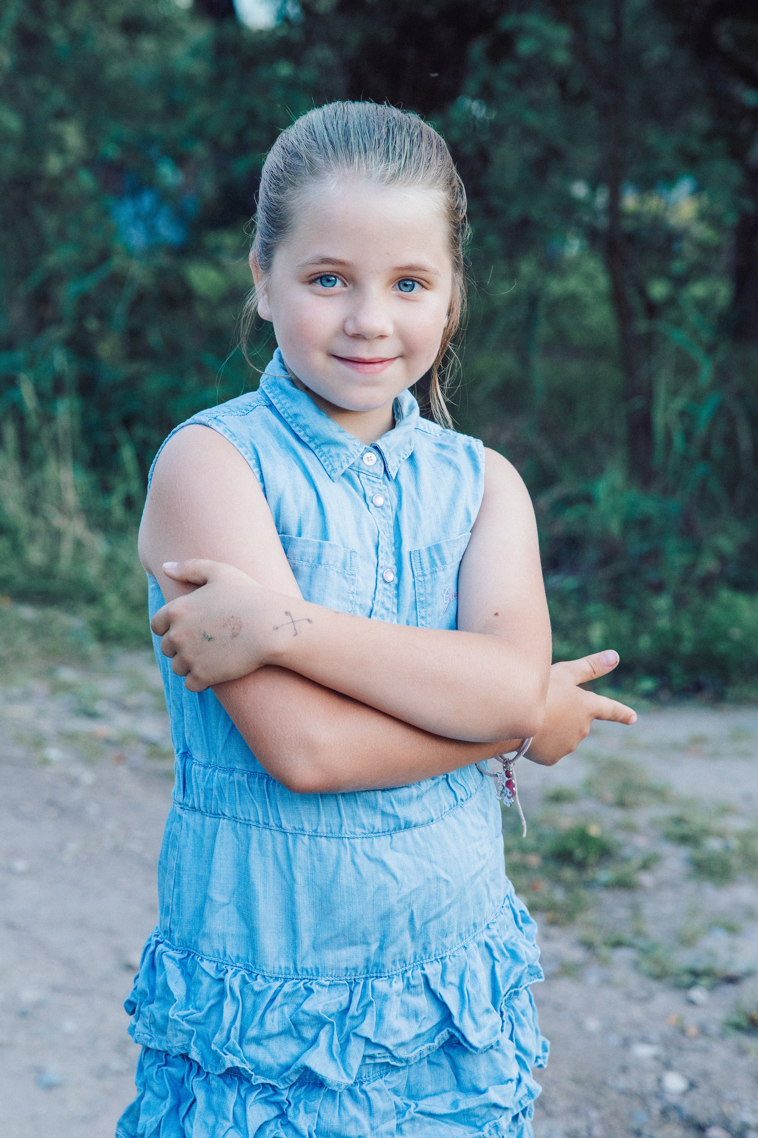 Лиза семьей. Август 2024. Фотограф в Санкт-Петербурге Алена Сертакова