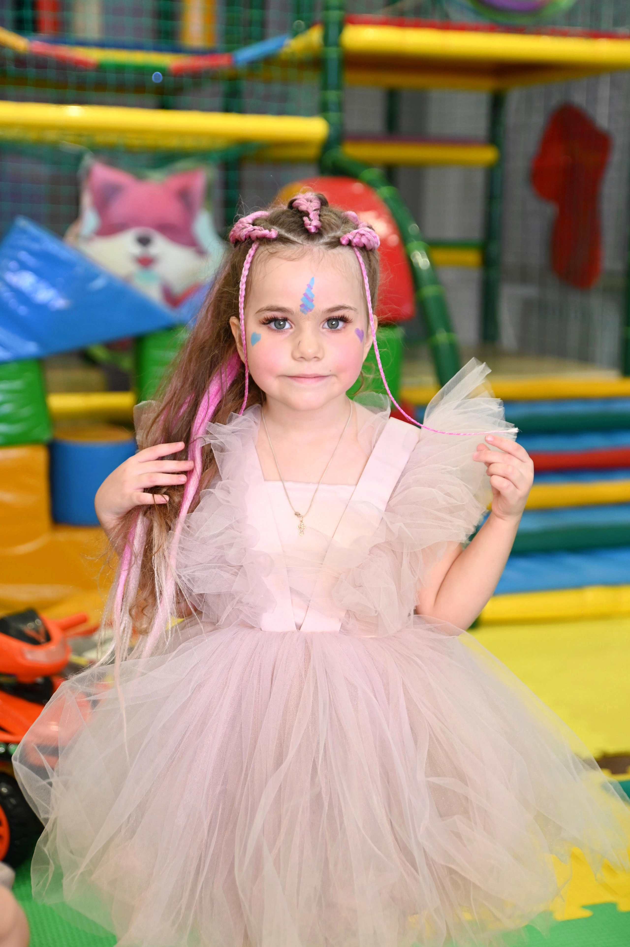 Игротека «Море Позитива». Я Ольга Казанцева, фотографирую снимаю ваши киноистории и печатаю фото и цифровые портреты на холсте