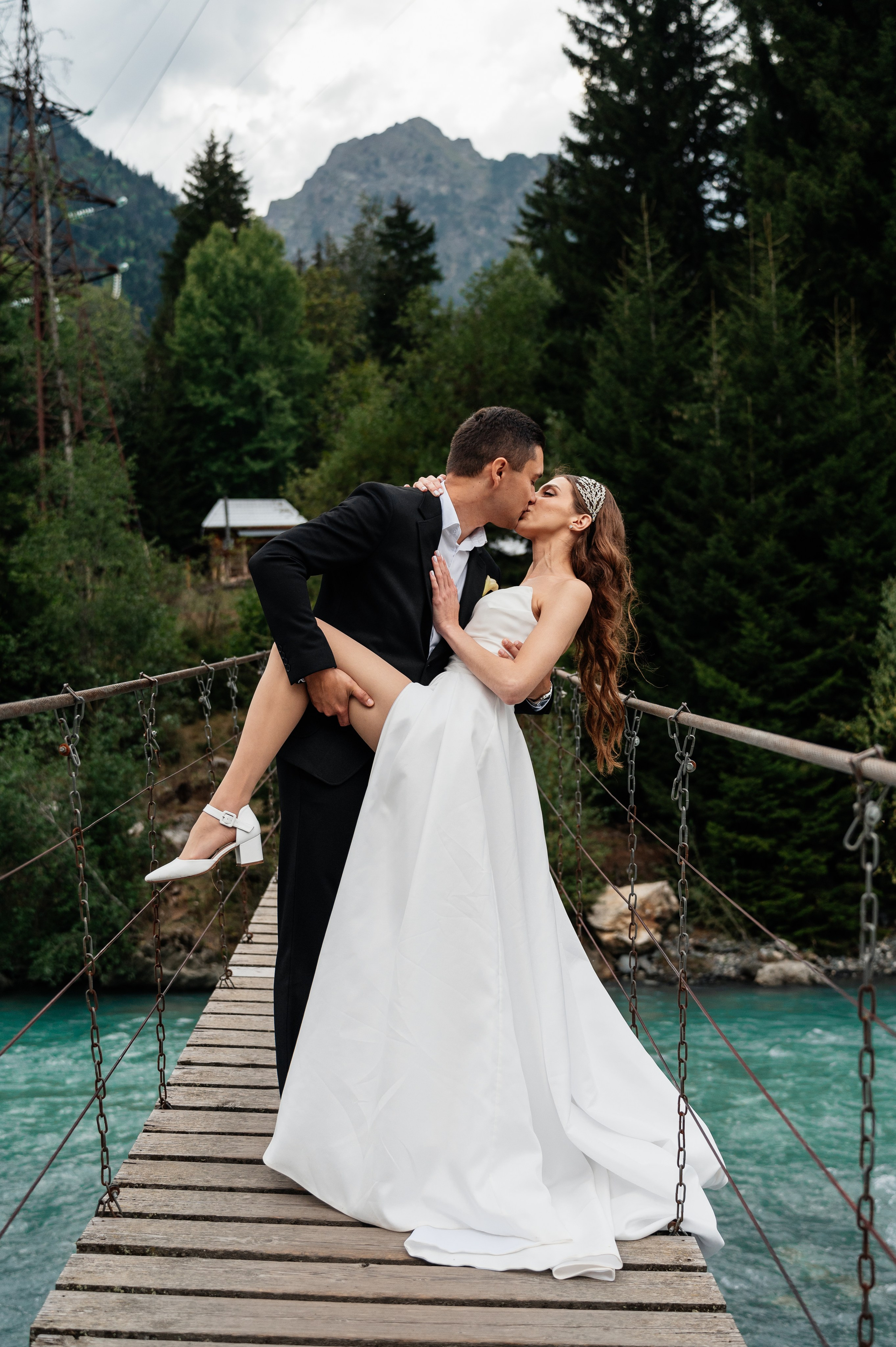 Горная свадьба Рината и Регины (09.09.24). Свадебный и travel фотограф в Волгограде, Сочи, Домбае, Европе