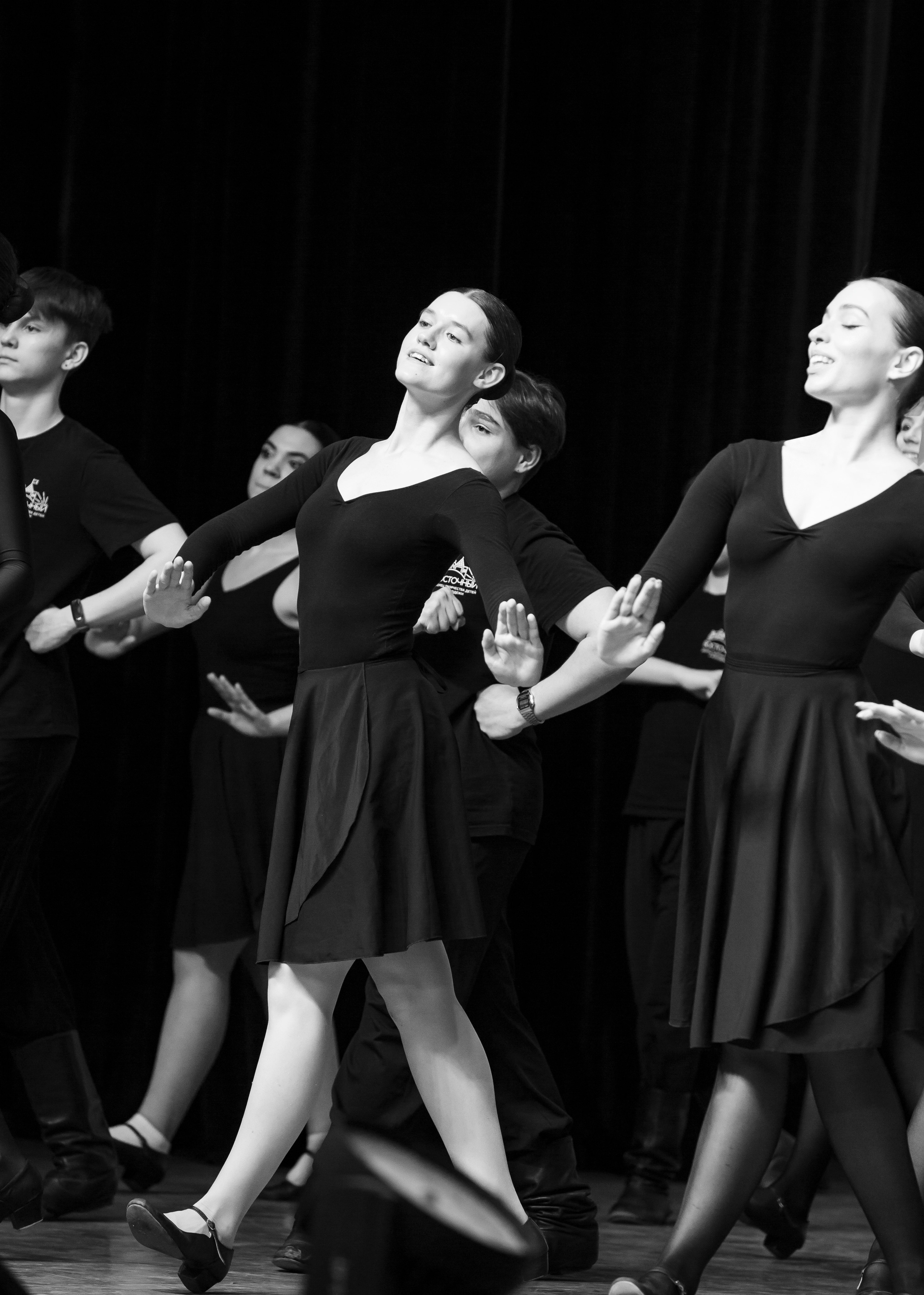 Репетиция танцевального коллектива. Дворец творчества детей и молодежи «Восточный». Репортажный фотограф в Москве