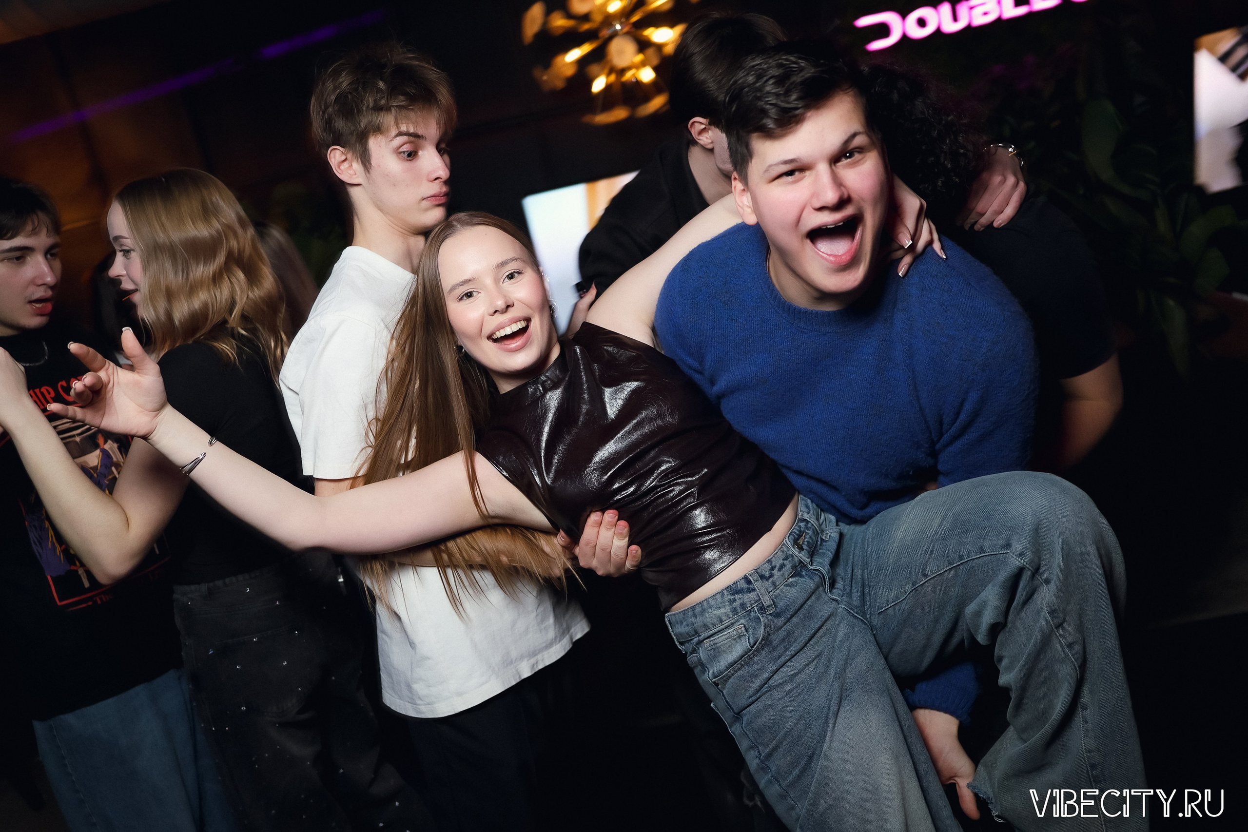 DOUBLE U. VIBECITY.RU Вайб Сити Ру Фоторепортажи Фотоотчеты Калининград