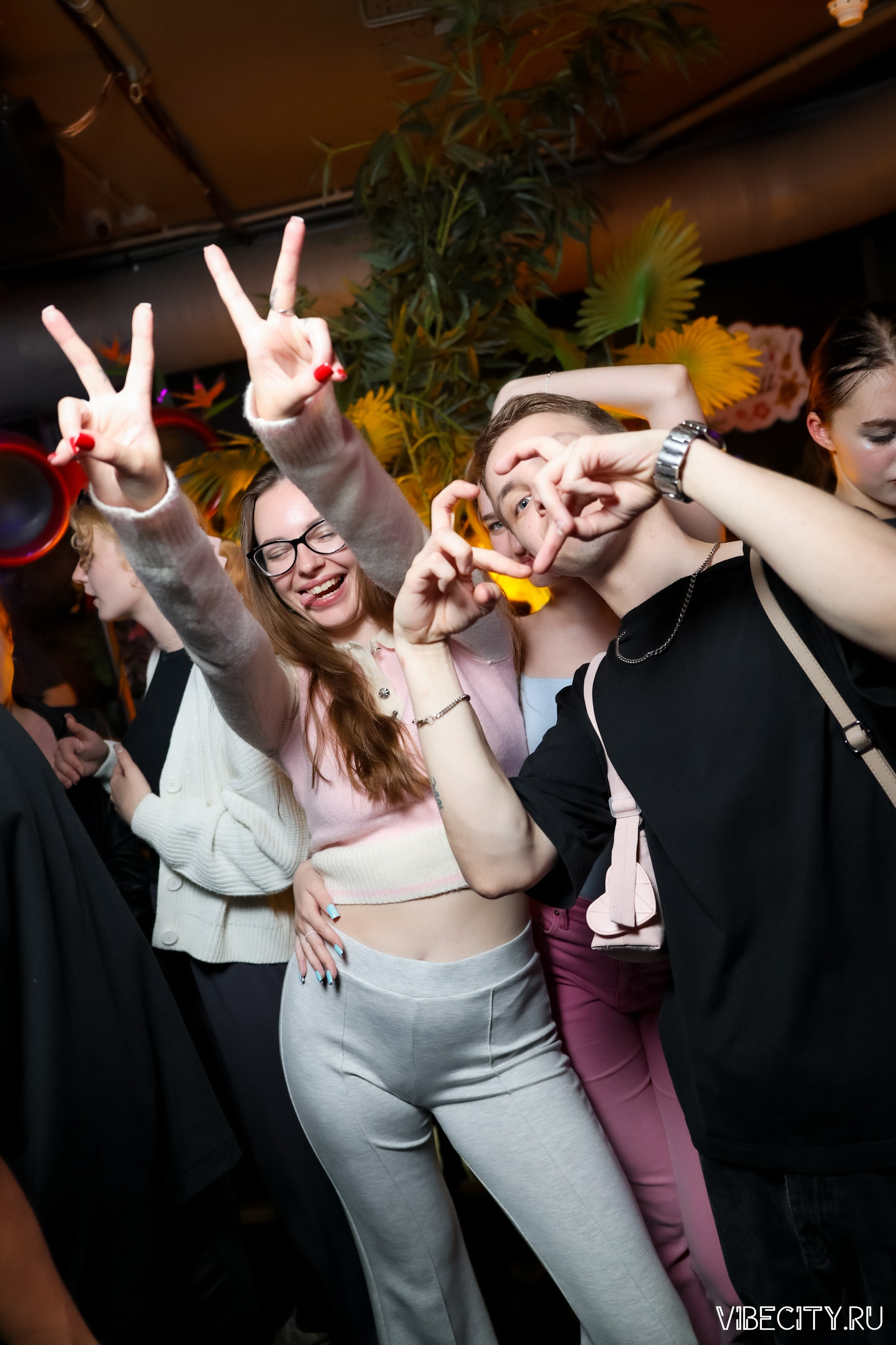 DOUBLE U. VIBECITY.RU Вайб Сити Ру Фоторепортажи Фотоотчеты Калининград