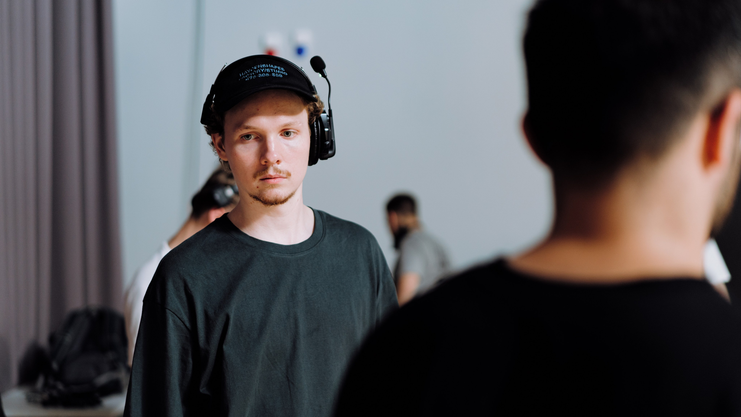 Женя Медведева / Уроки истории. Творческий и репортажный фотограф в Москве Клим Долгов