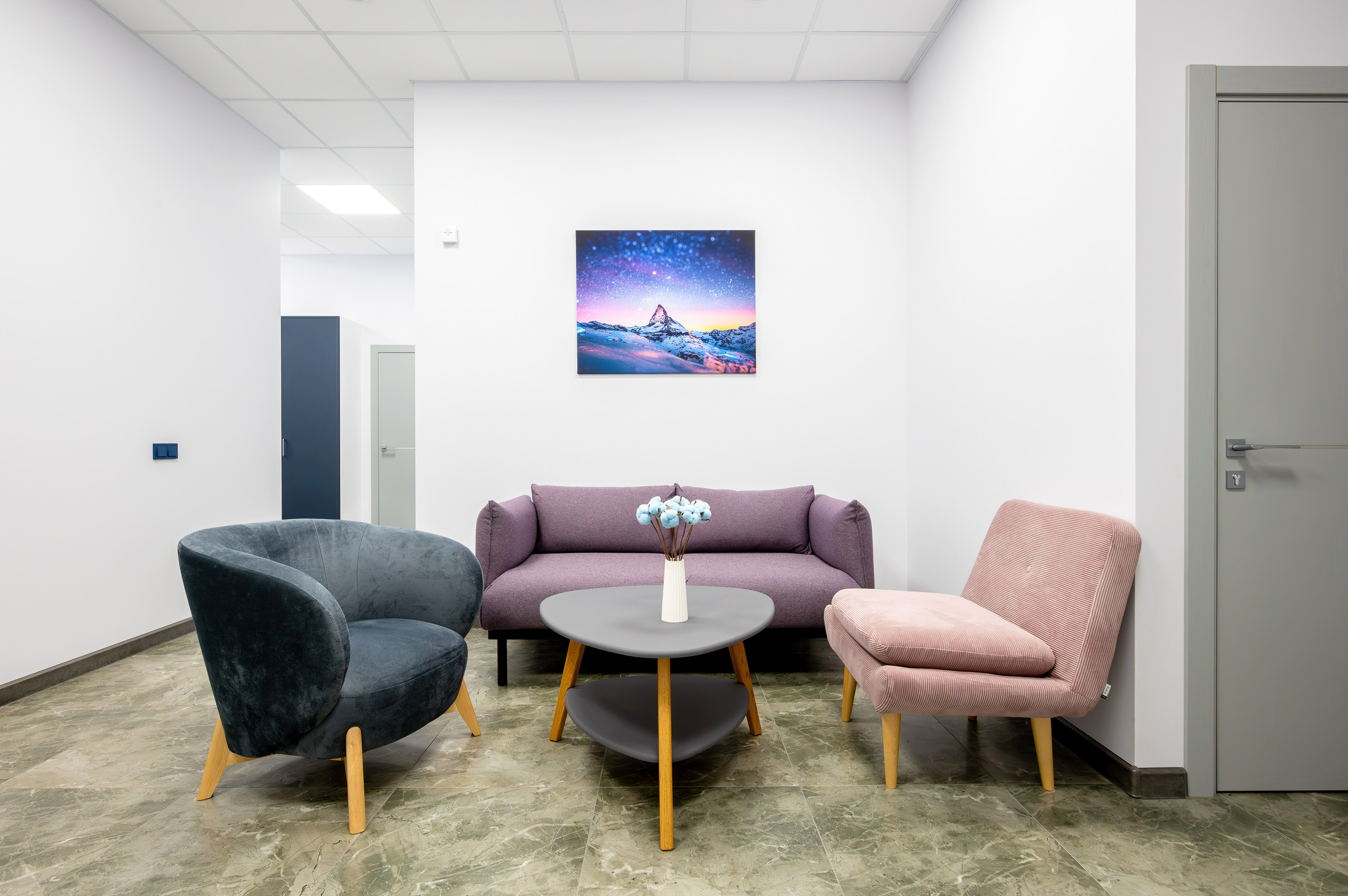 Стоматология Арктика. Интерьерный фотограф. Фото- видеосъемка недвижимости Санкт-Петербург