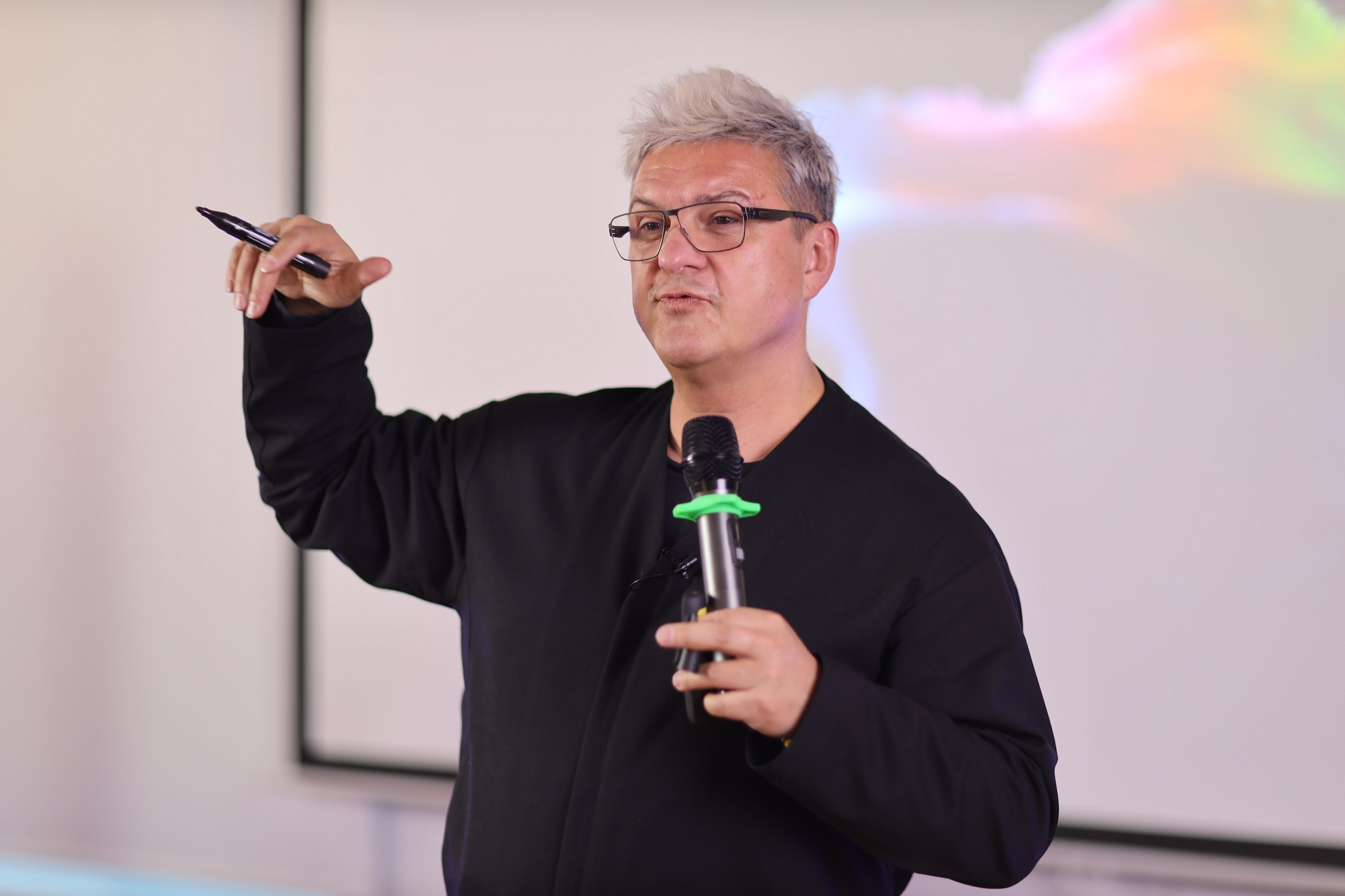 МастерМайнд 1.2. Съемка в студии под ваш запрос, студийные съемки, фотографии архитектурных объектов — Александр Евстигнеев — фотограф Москва