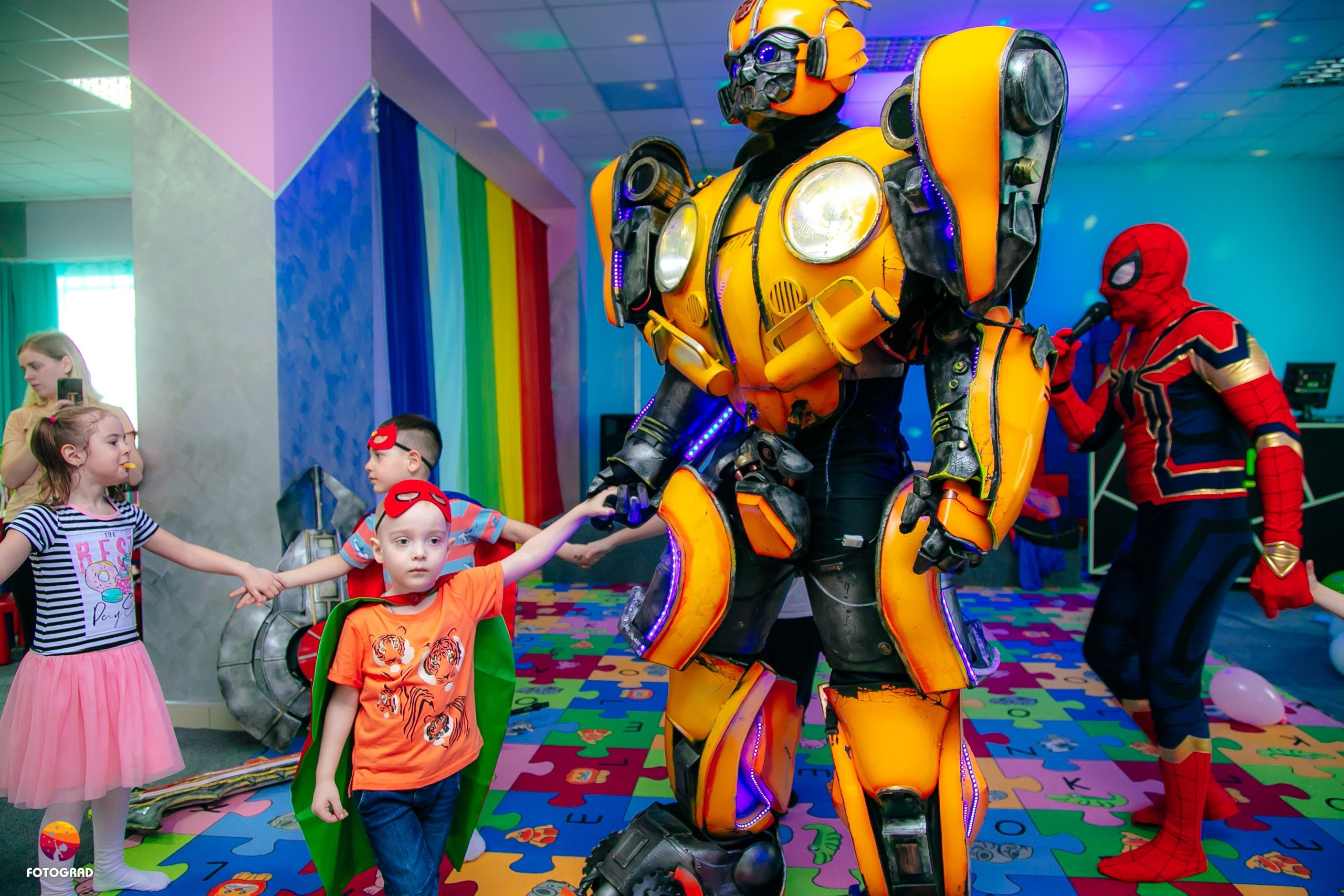 Детский репортаж. Команда специалистов в мире фотографии и видео. Детский фотограф, семейный фотограф