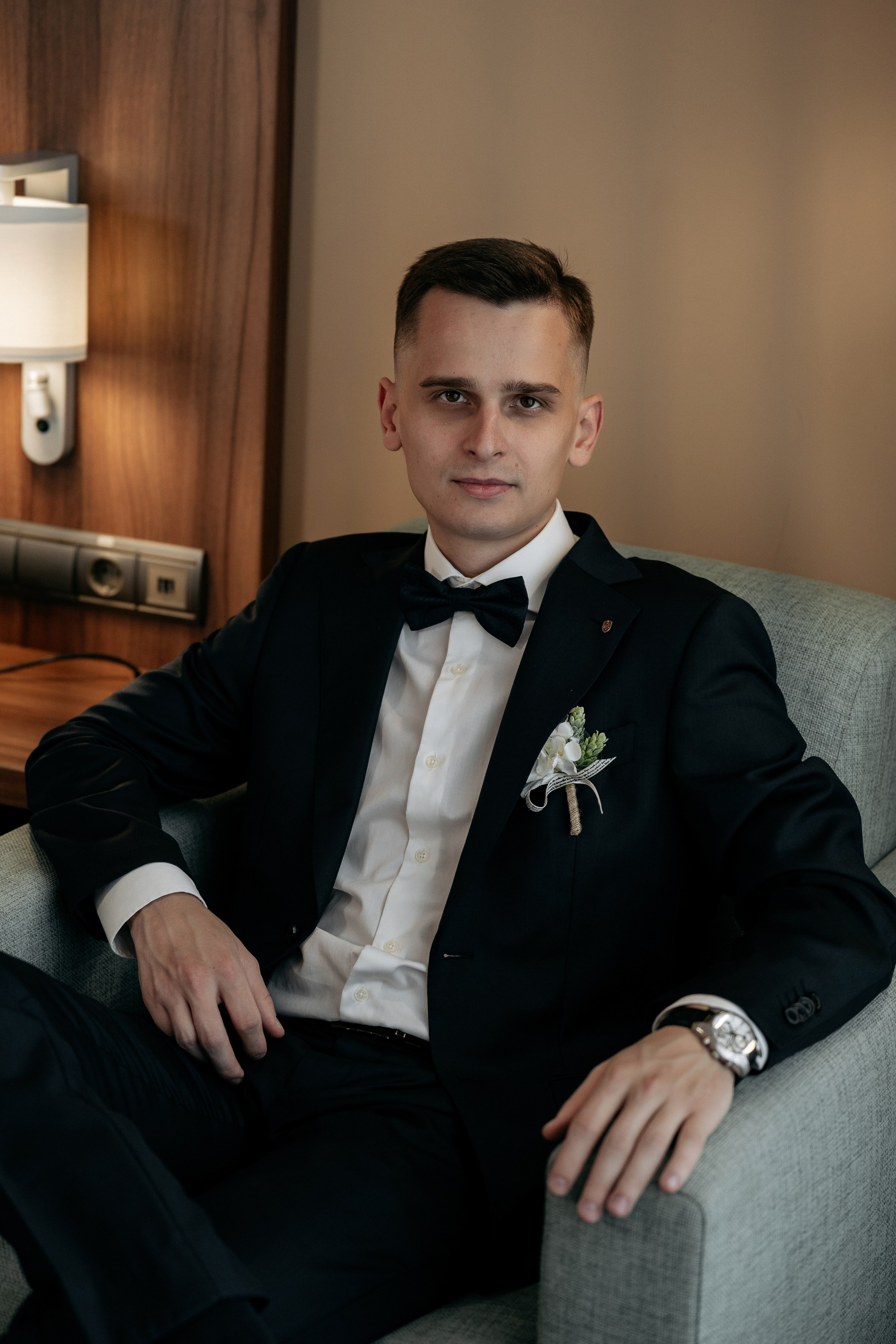  Фотограф Новороссийск - сборы жениха, подготовка к свадьбе, эмоции перед торжеством.