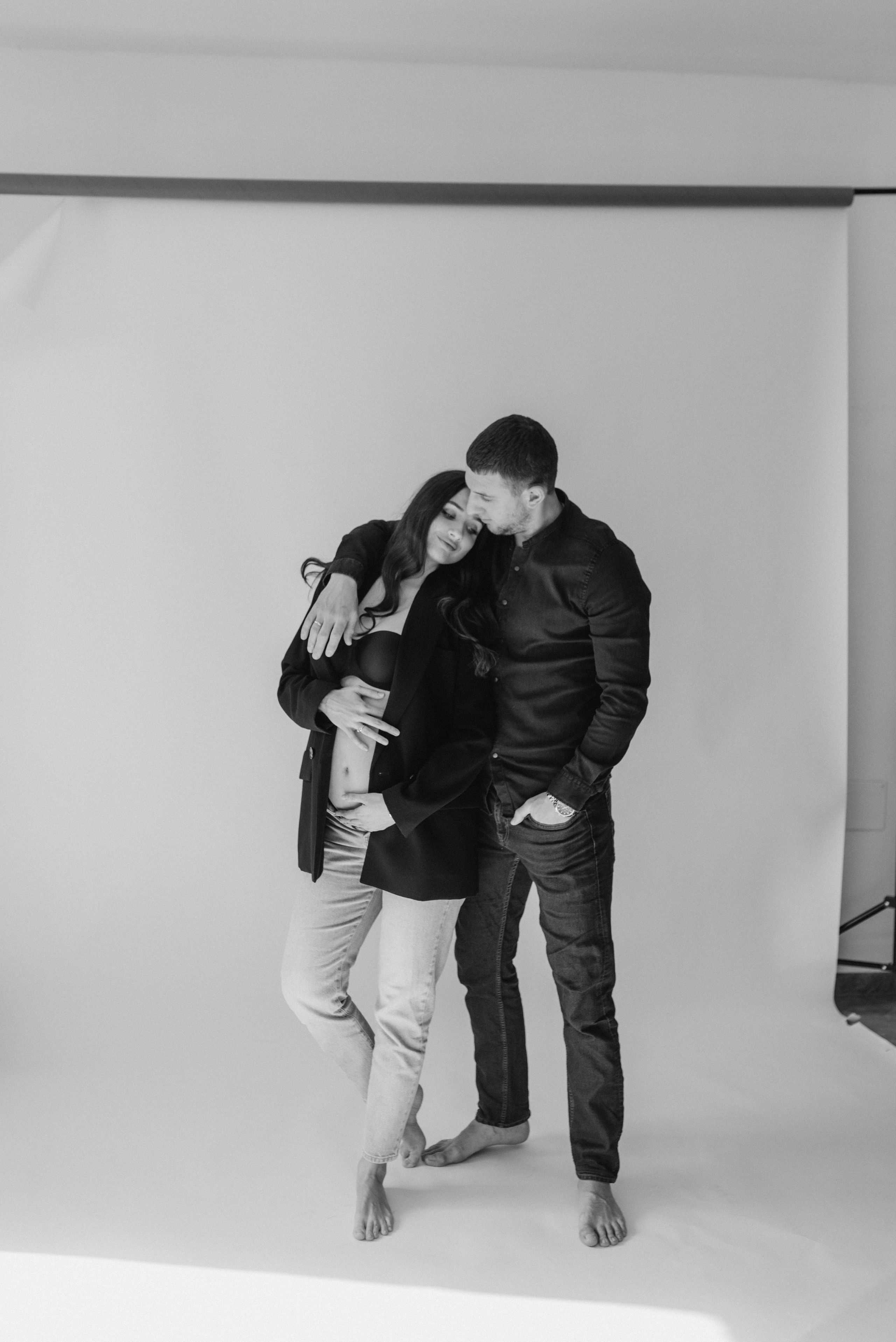 Alyona & Artur: Pregnancy. Family photographer in Israel | Alesya Superfin