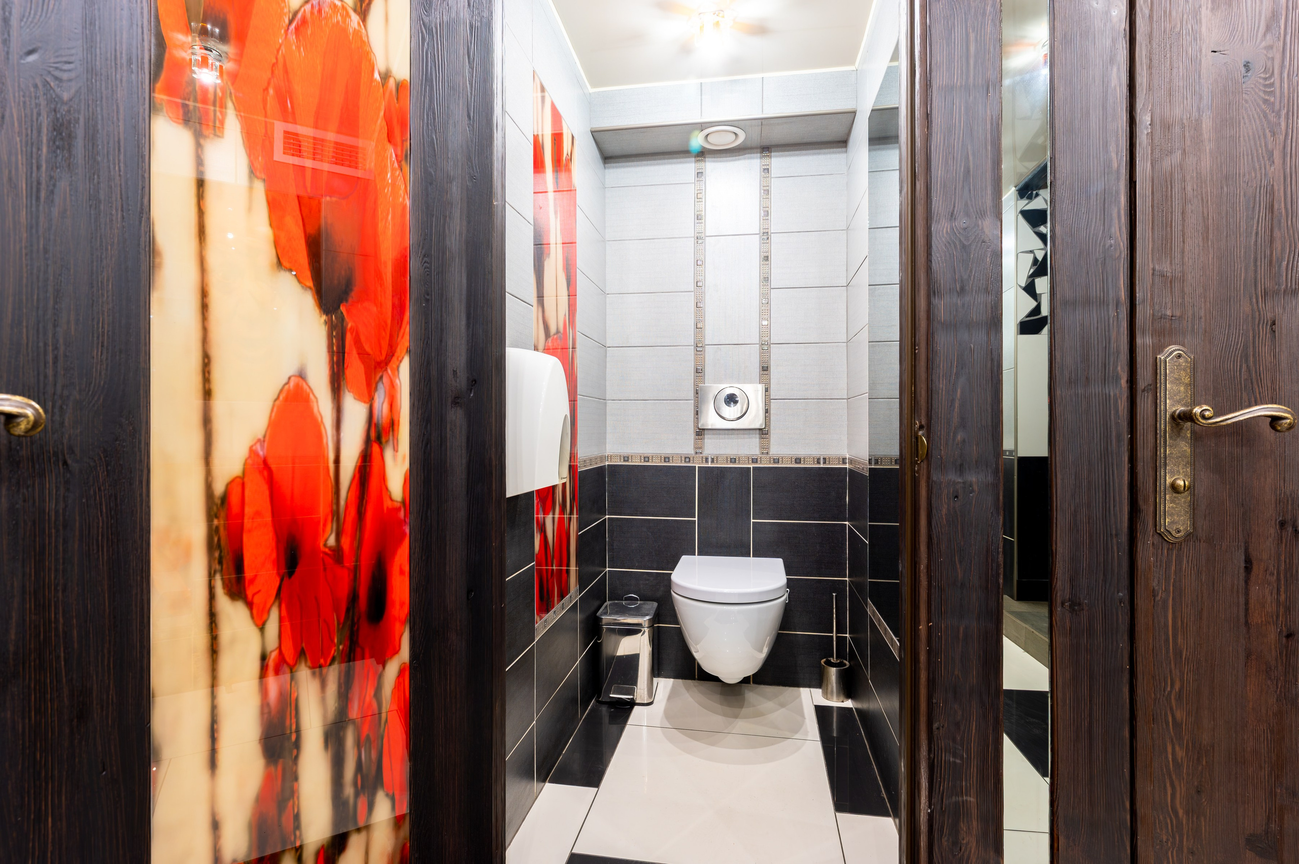 Ресторан на продажу. Интерьерный фотограф. Фото- видеосъемка недвижимости Санкт-Петербург